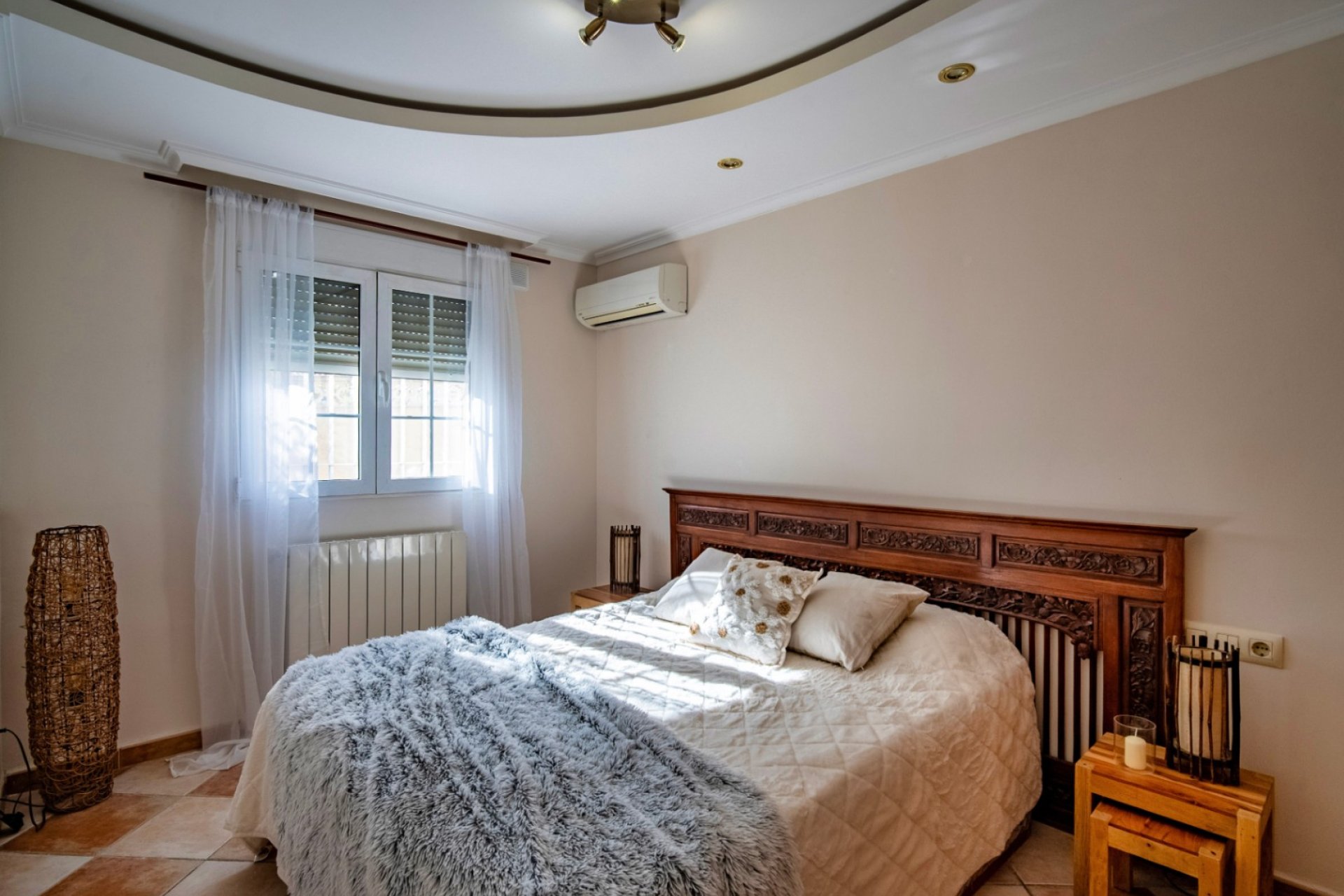 Resale - Villa -
La Nucía - Montebello - Nou Espai