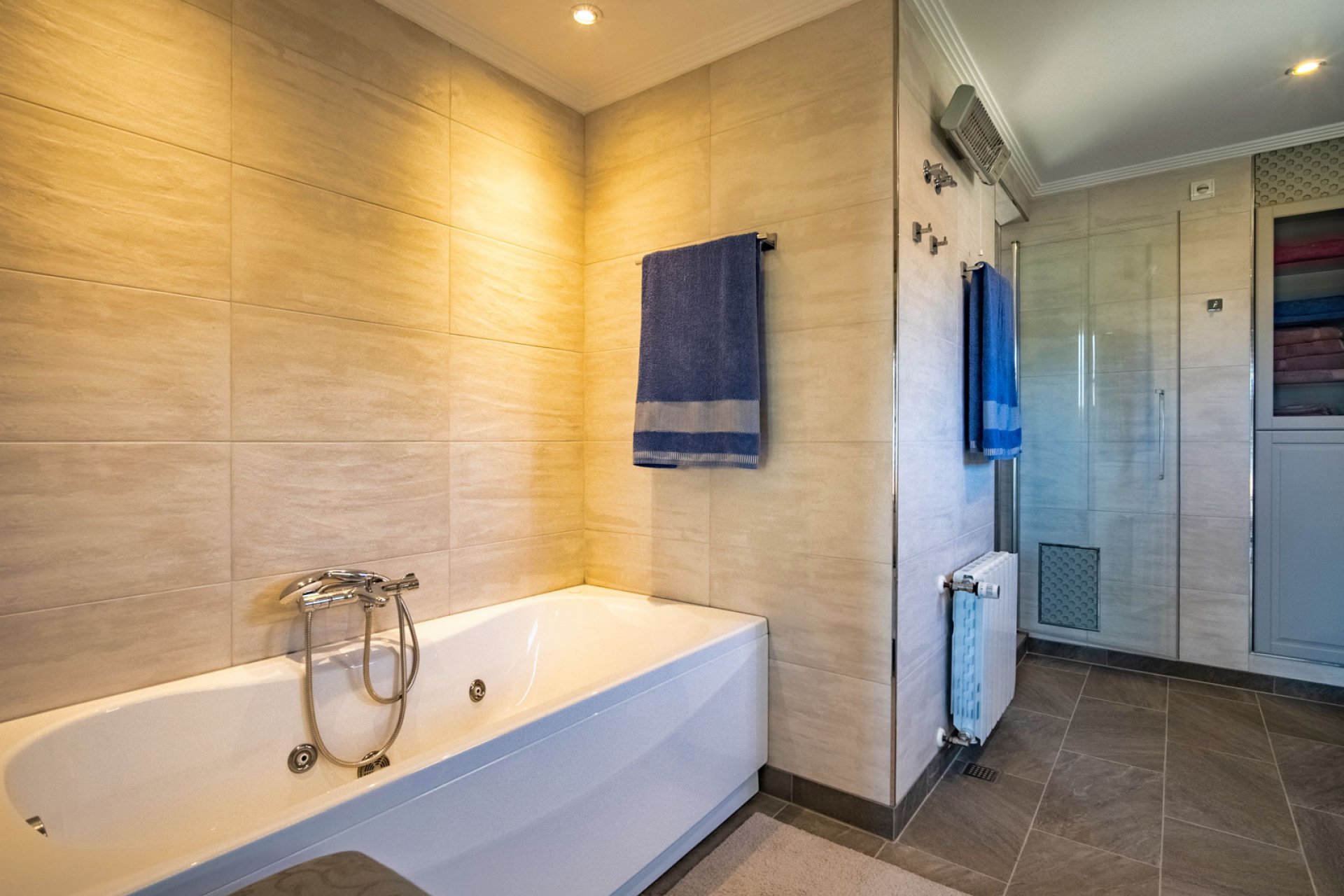 Resale - Villa -
La Nucía - San Rafael