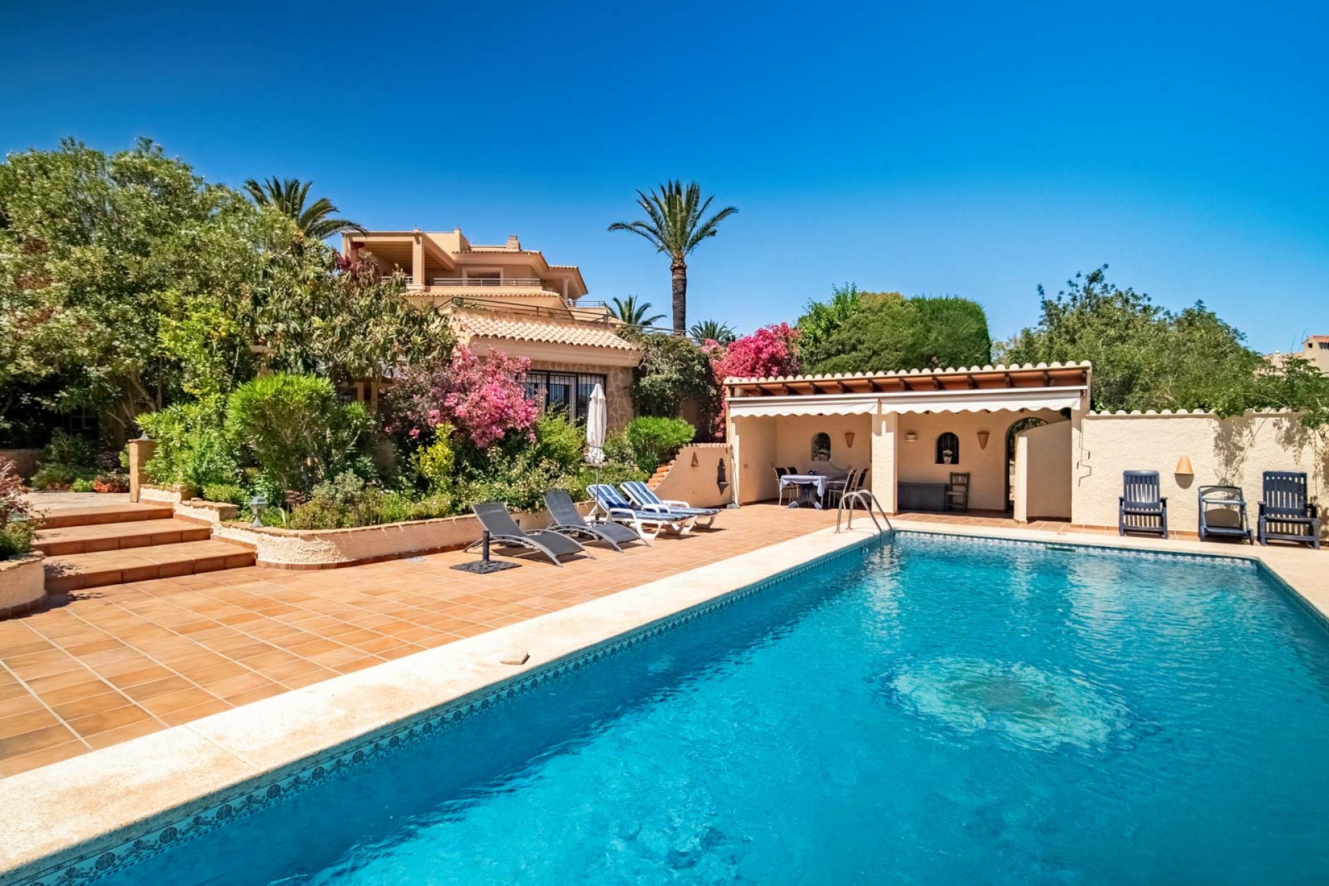 Resale - Villa -
La Nucía - San Rafael