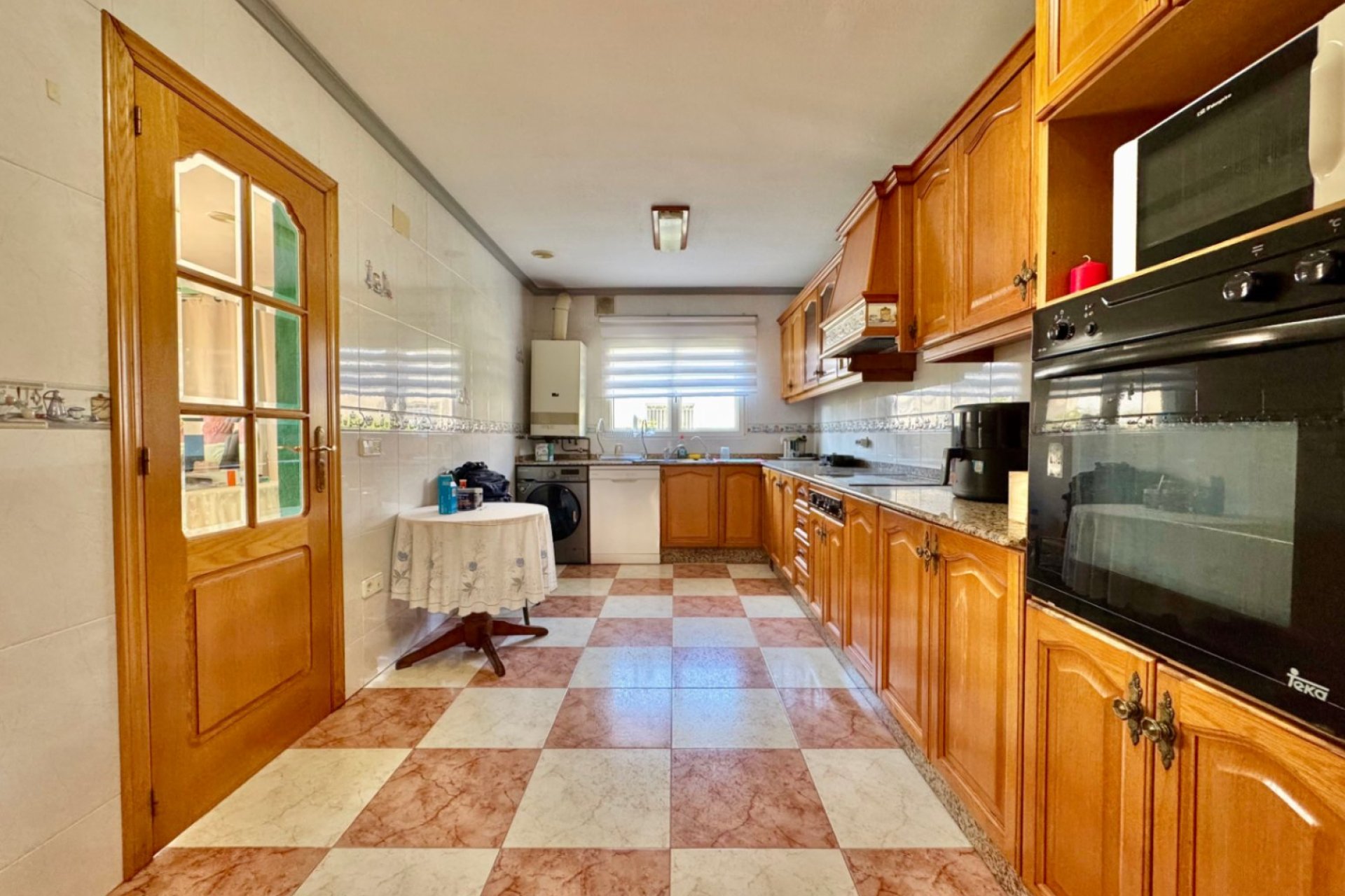 Resale - Villa -
La Nucía
