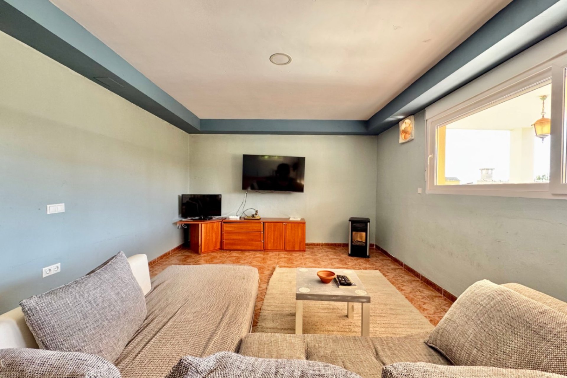 Resale - Villa -
La Nucía