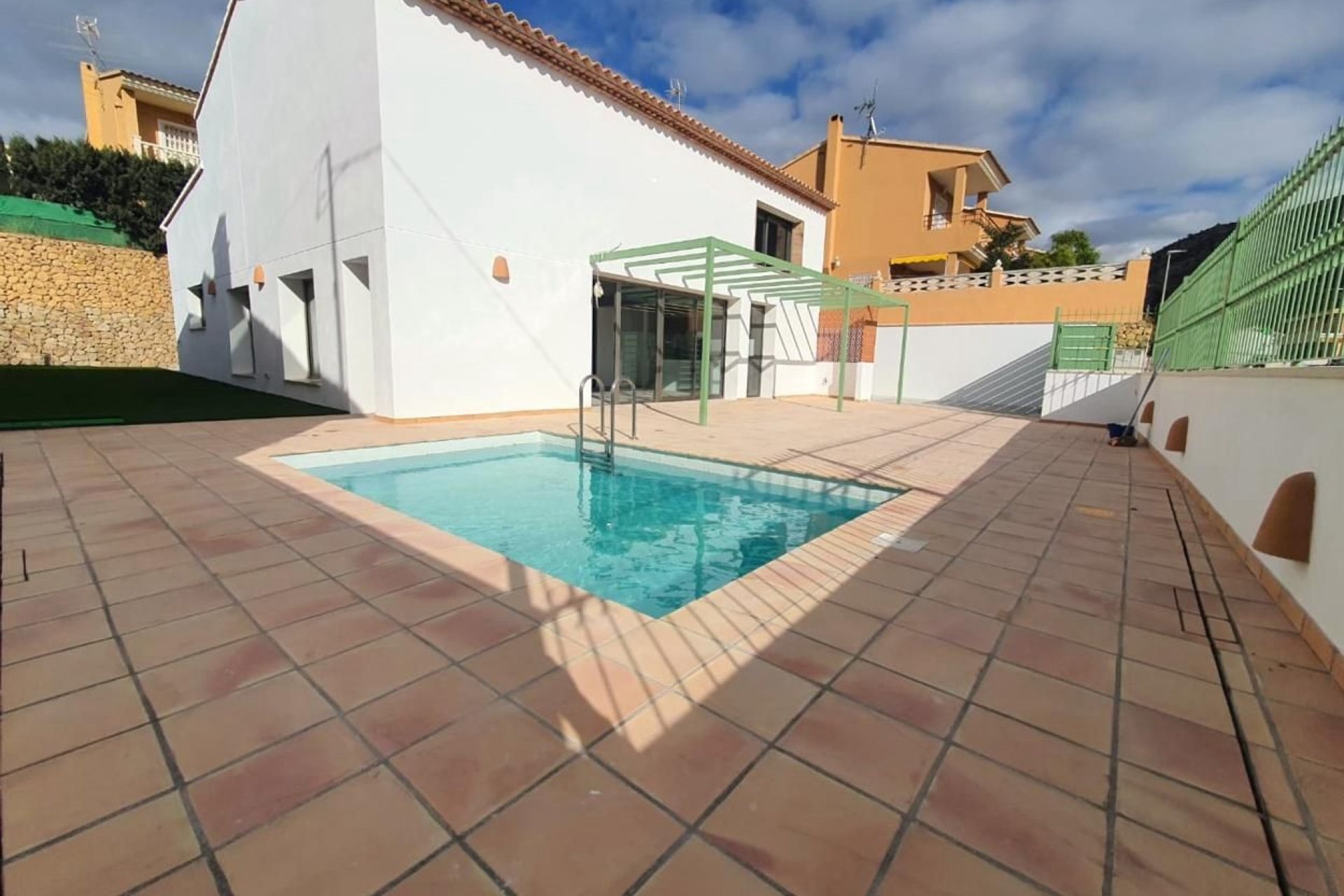 Resale - Villa -
Orcheta