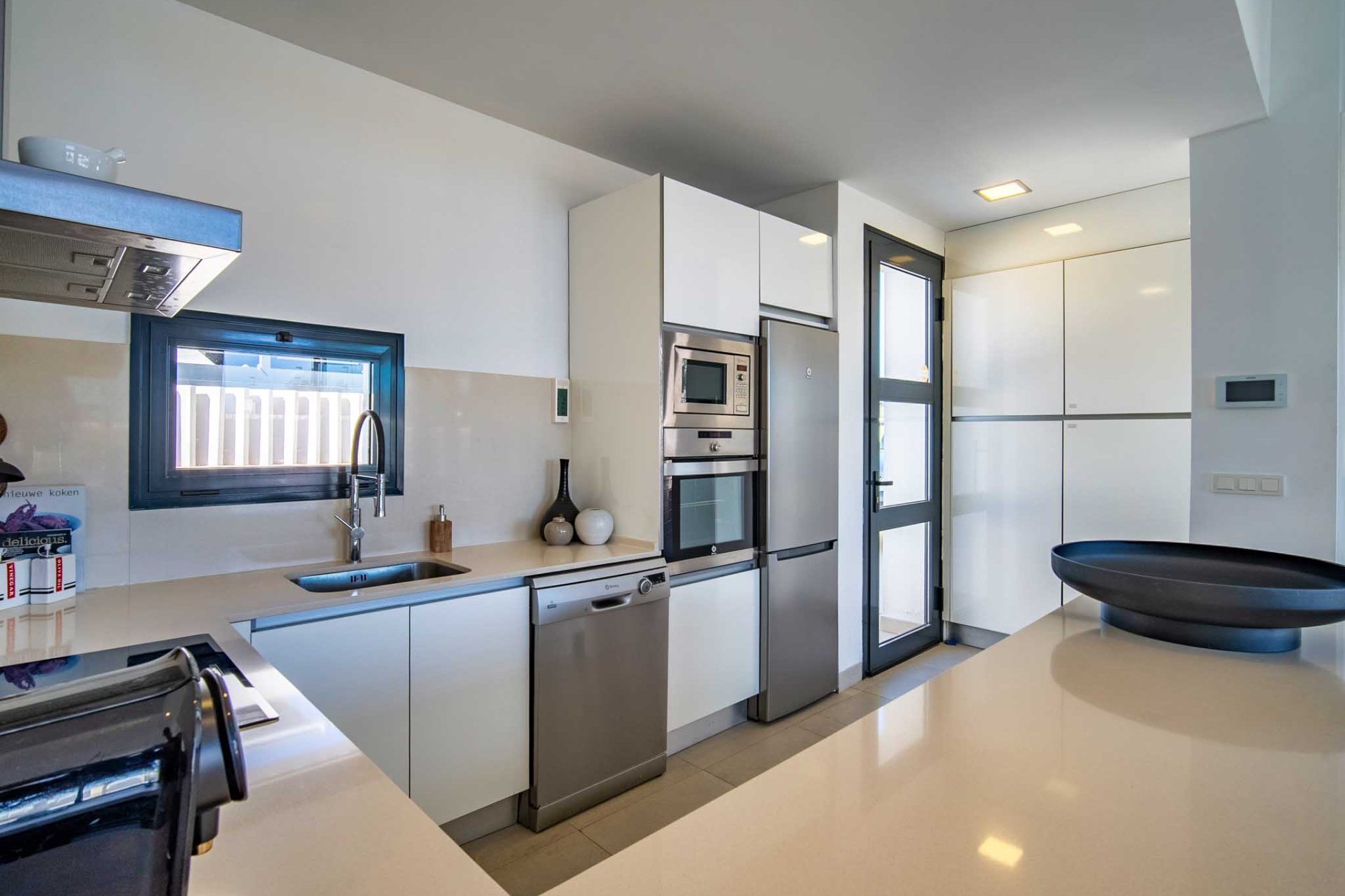 Resale - Villa -
Polop - La Alberca