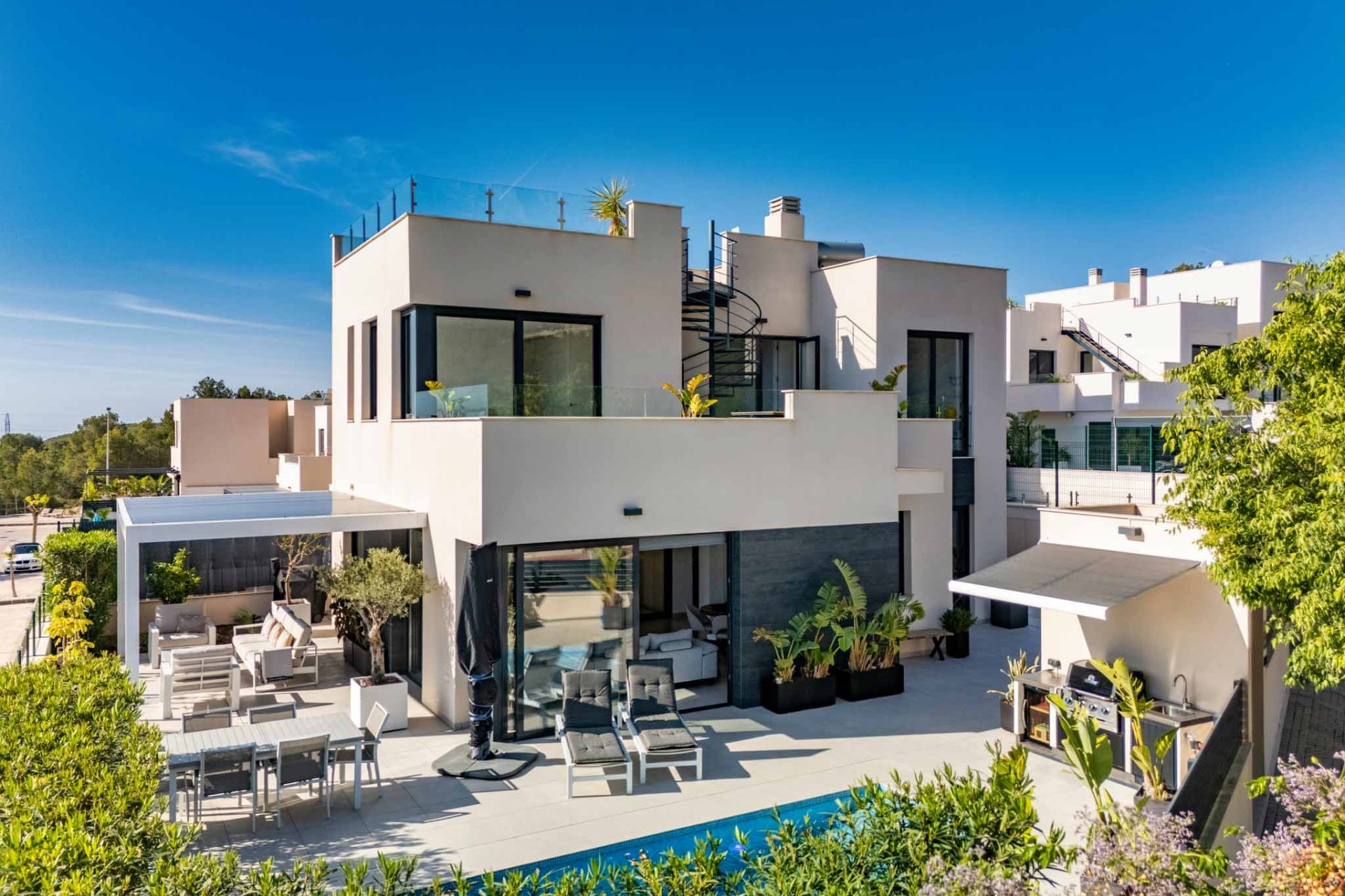 Resale - Villa -
Polop - La Alberca
