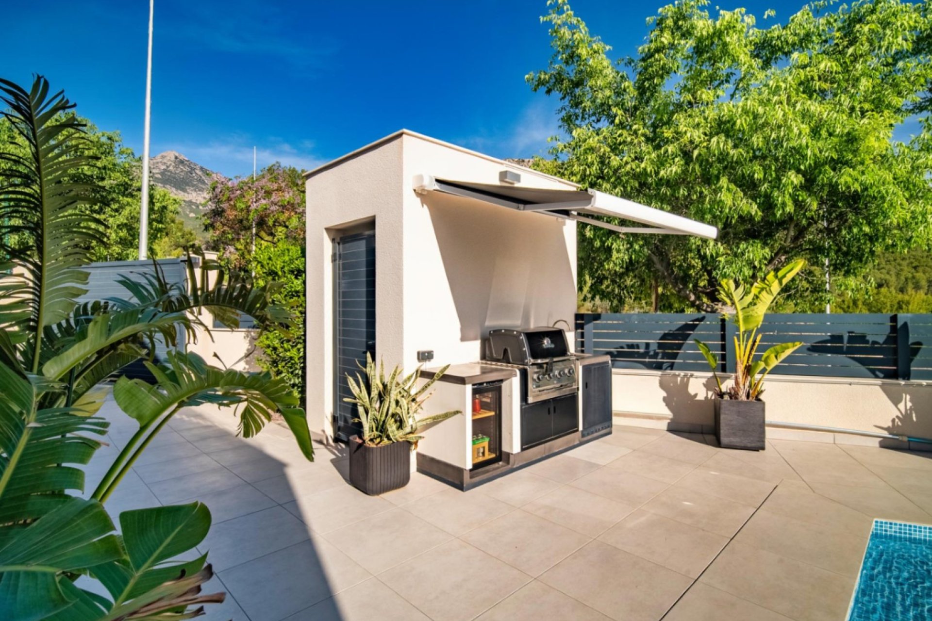 Resale - Villa -
Polop - La Alberca