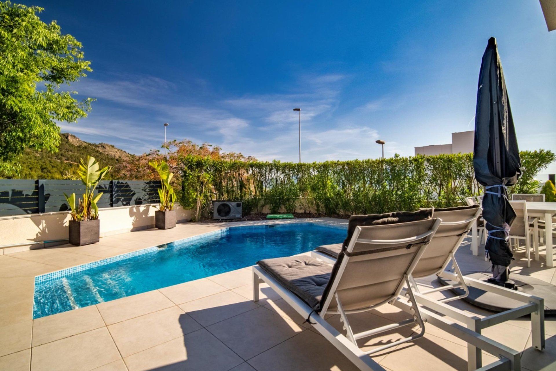 Resale - Villa -
Polop - La Alberca