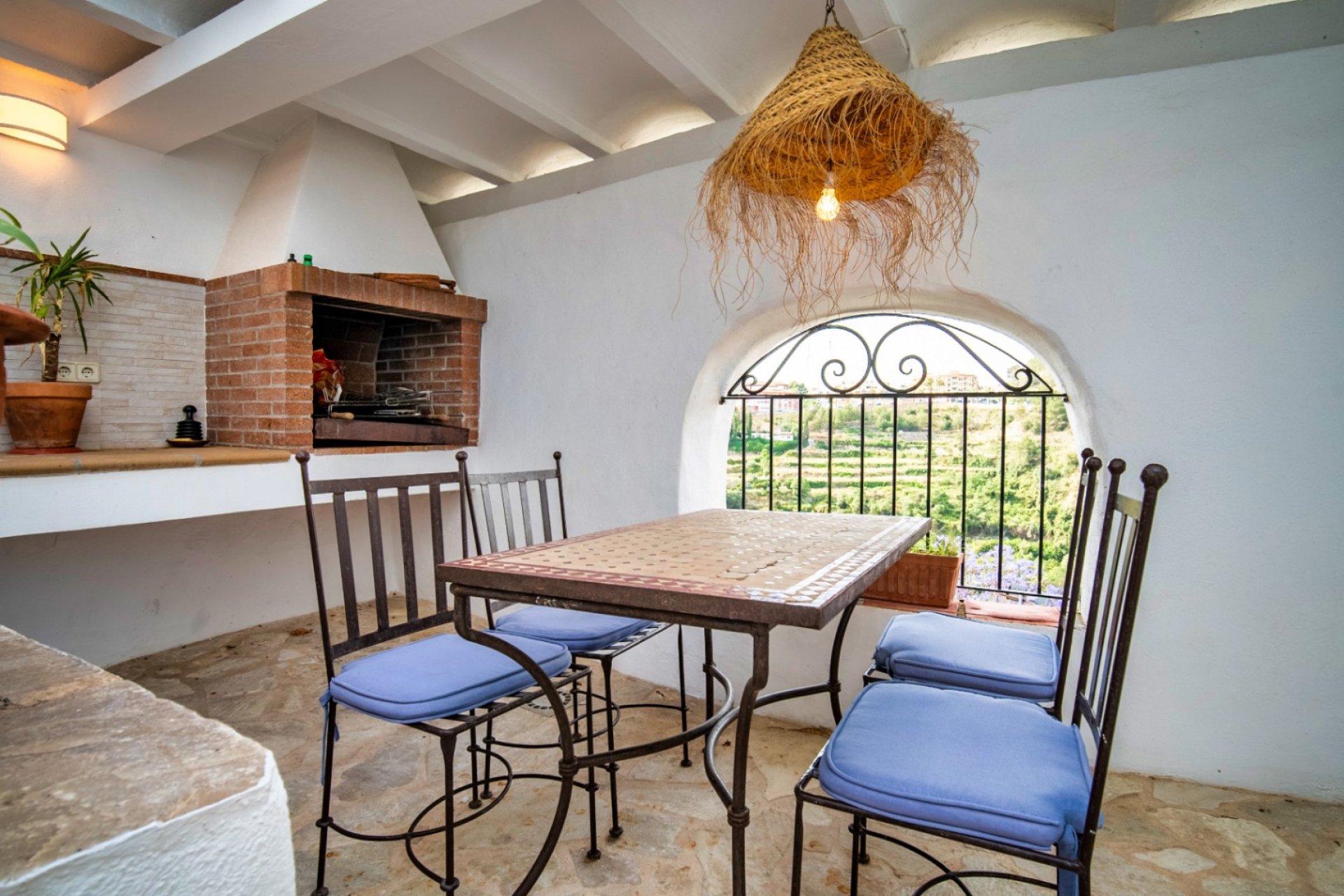 Resale - Villa -
Polop