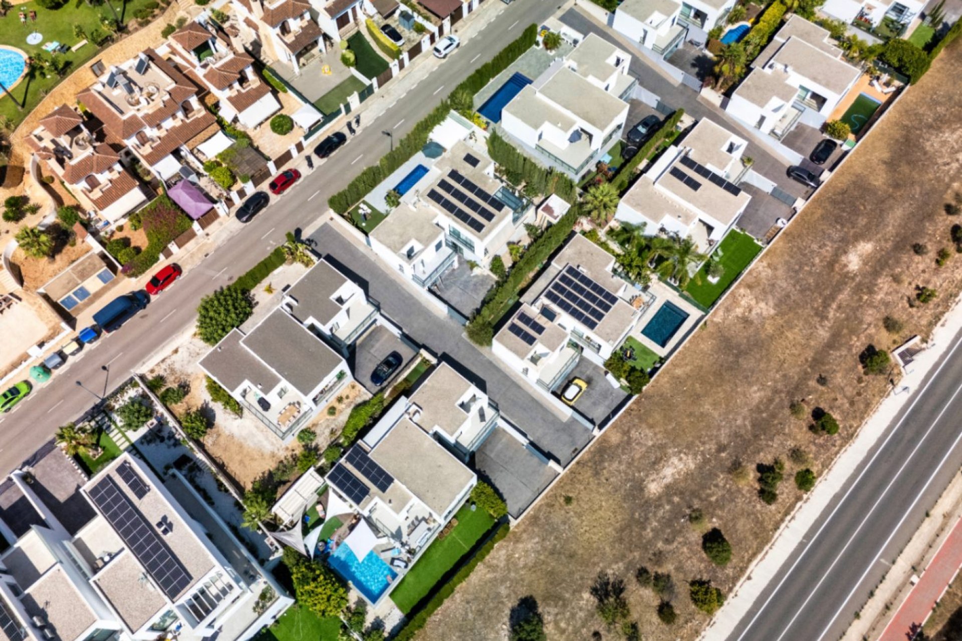 Resale - Villa -
Polop