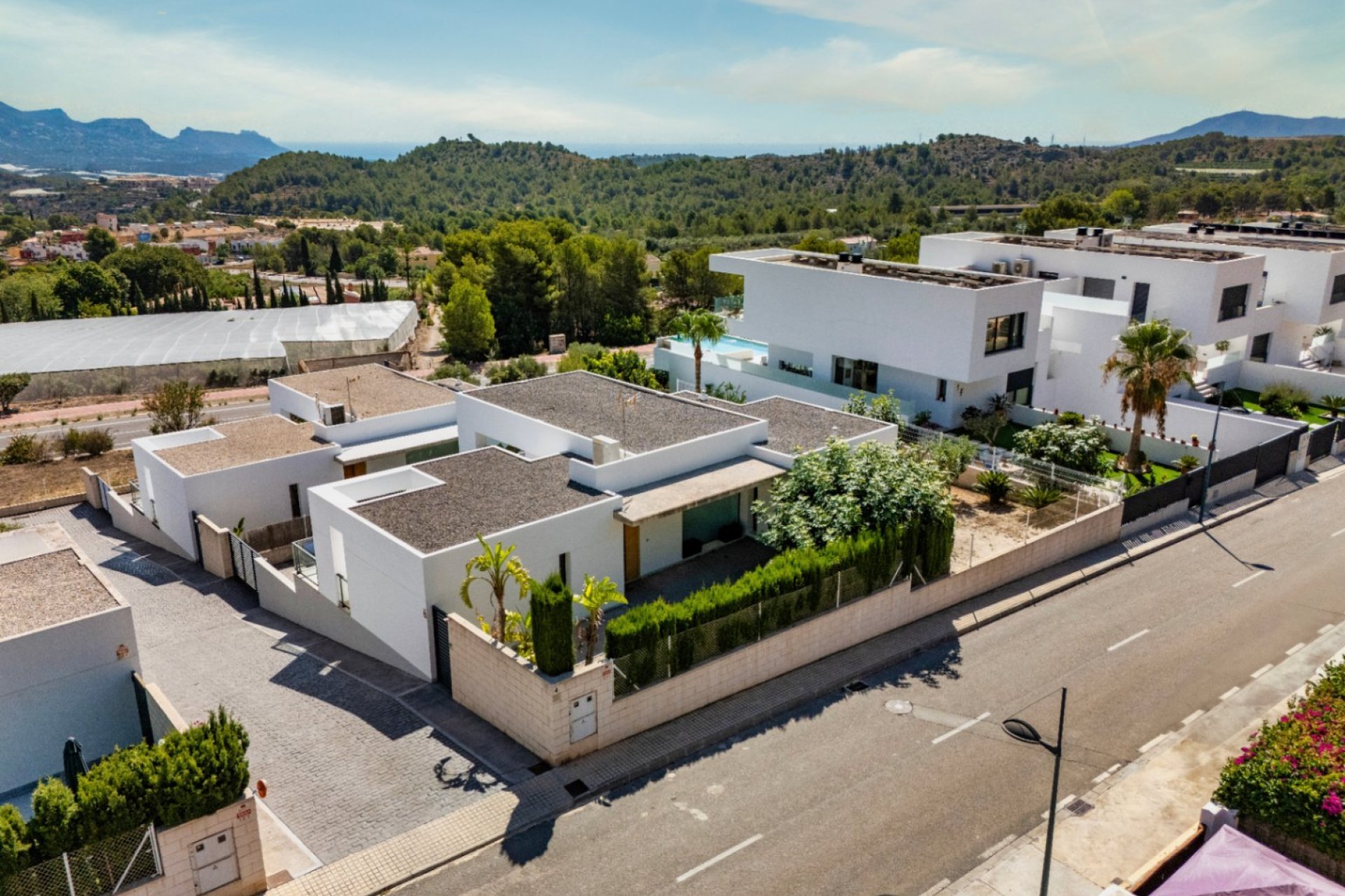 Resale - Villa -
Polop