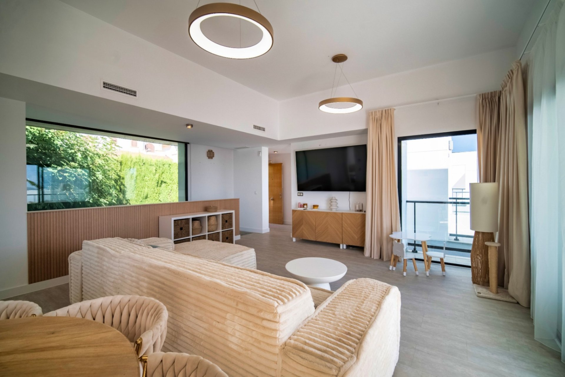 Resale - Villa -
Polop