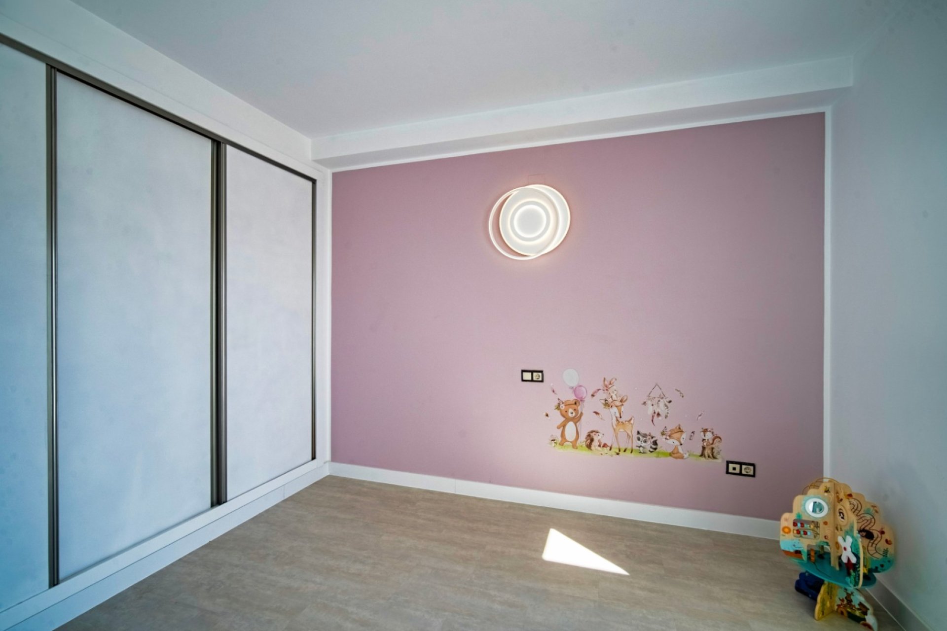 Resale - Villa -
Polop