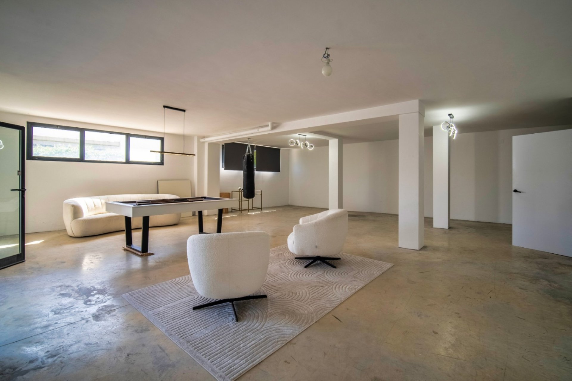 Resale - Villa -
Polop