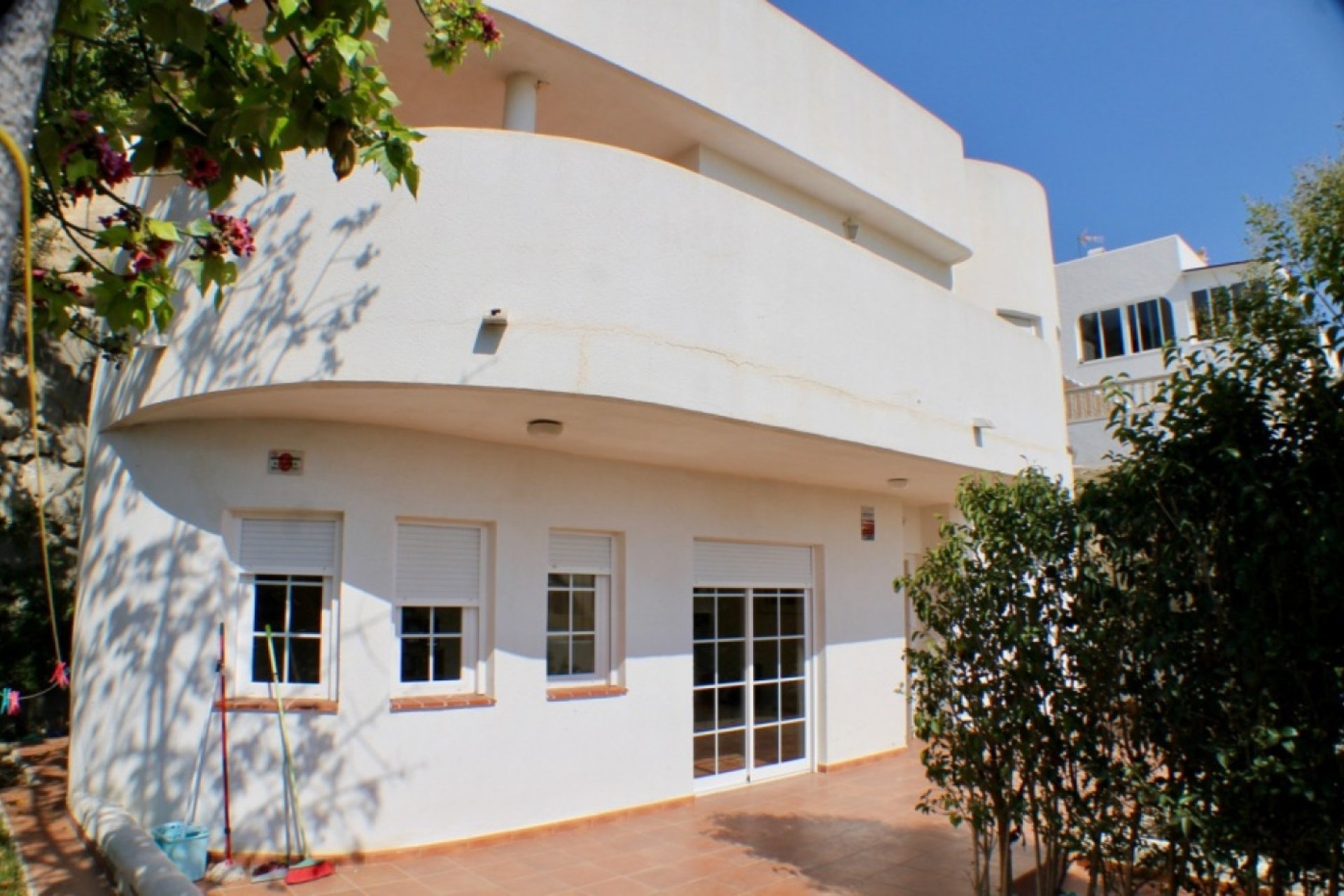 Resale - Villa -
Villajoyosa - Montiboli