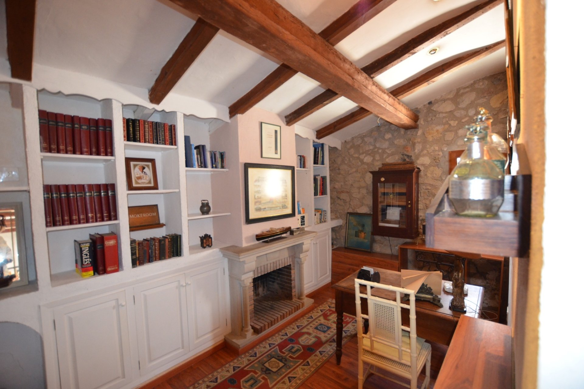 Resale - Village house -
Altea