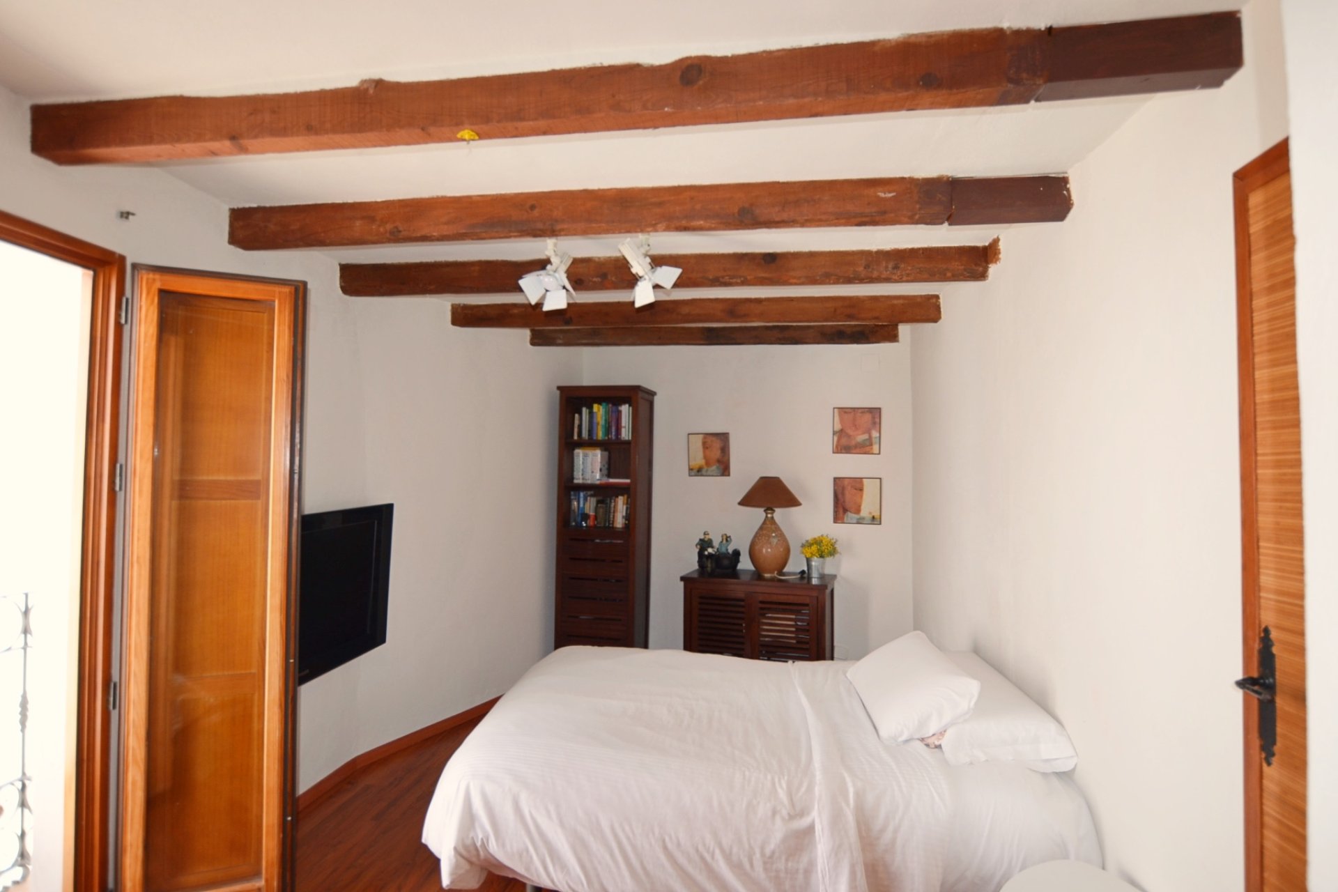 Resale - Village house -
Altea
