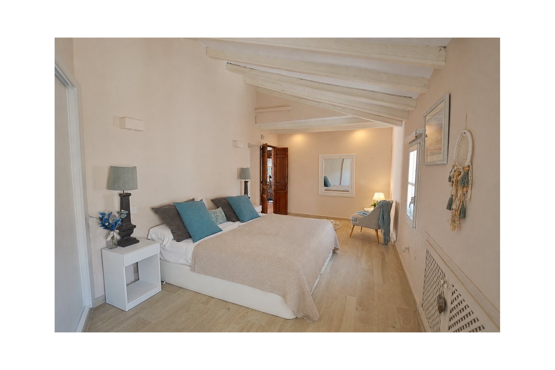 Resale - Village house -
Altea