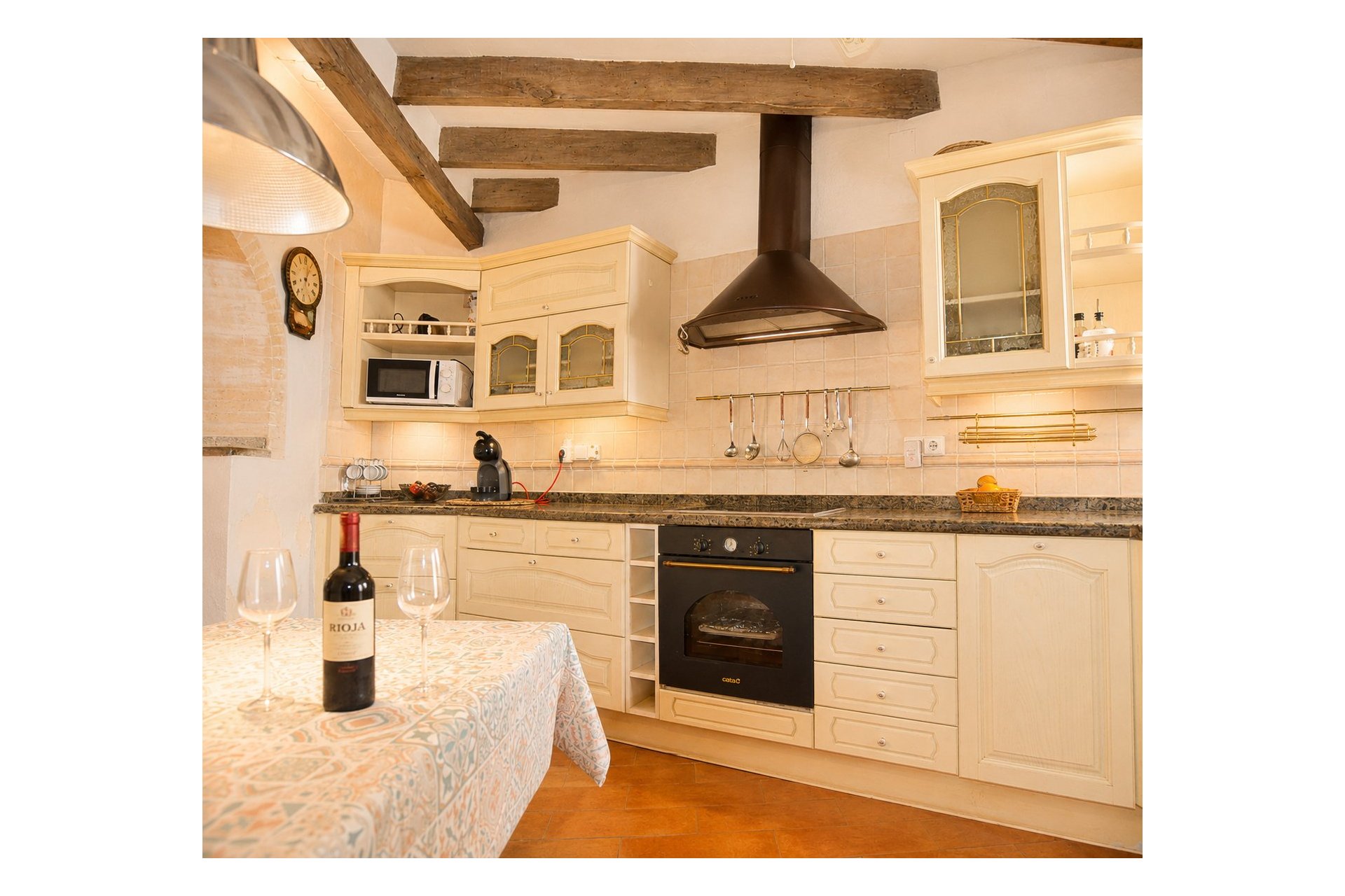 Resale - Village house -
Altea