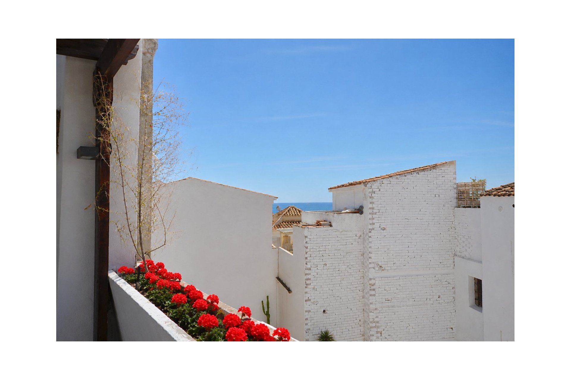 Resale - Village house -
Altea