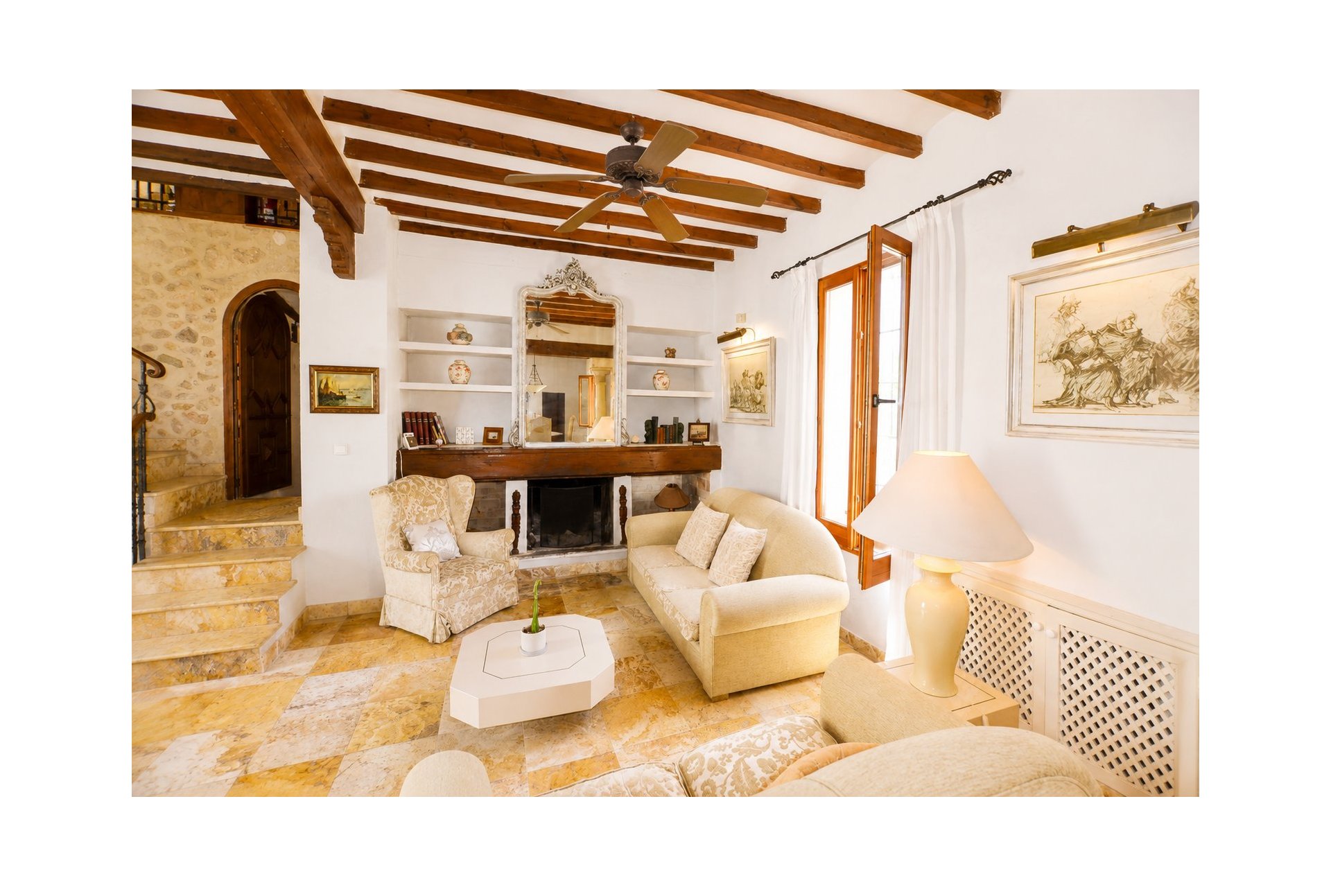 Resale - Village house -
Altea