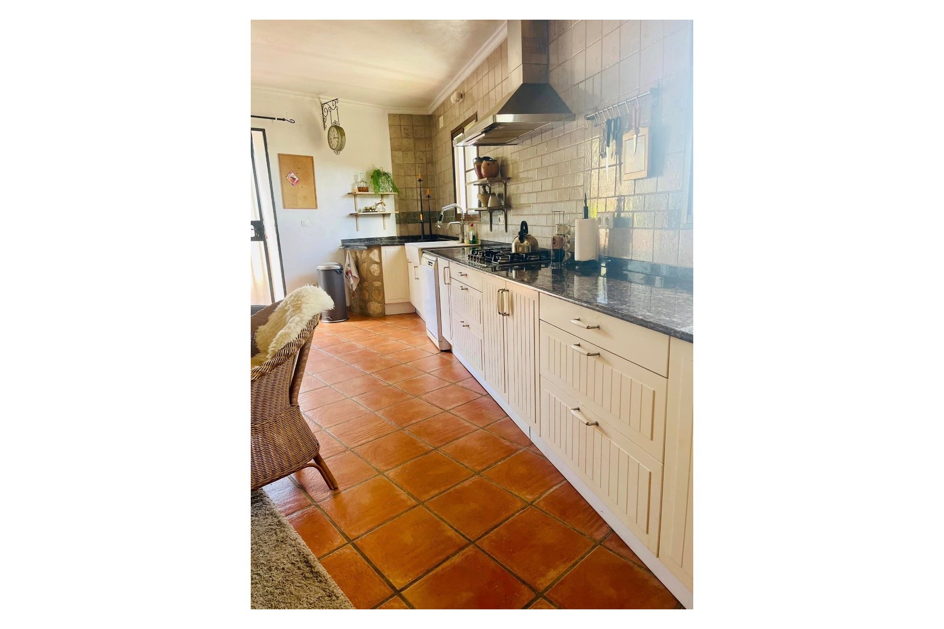 Resale - Village house -
Benifato