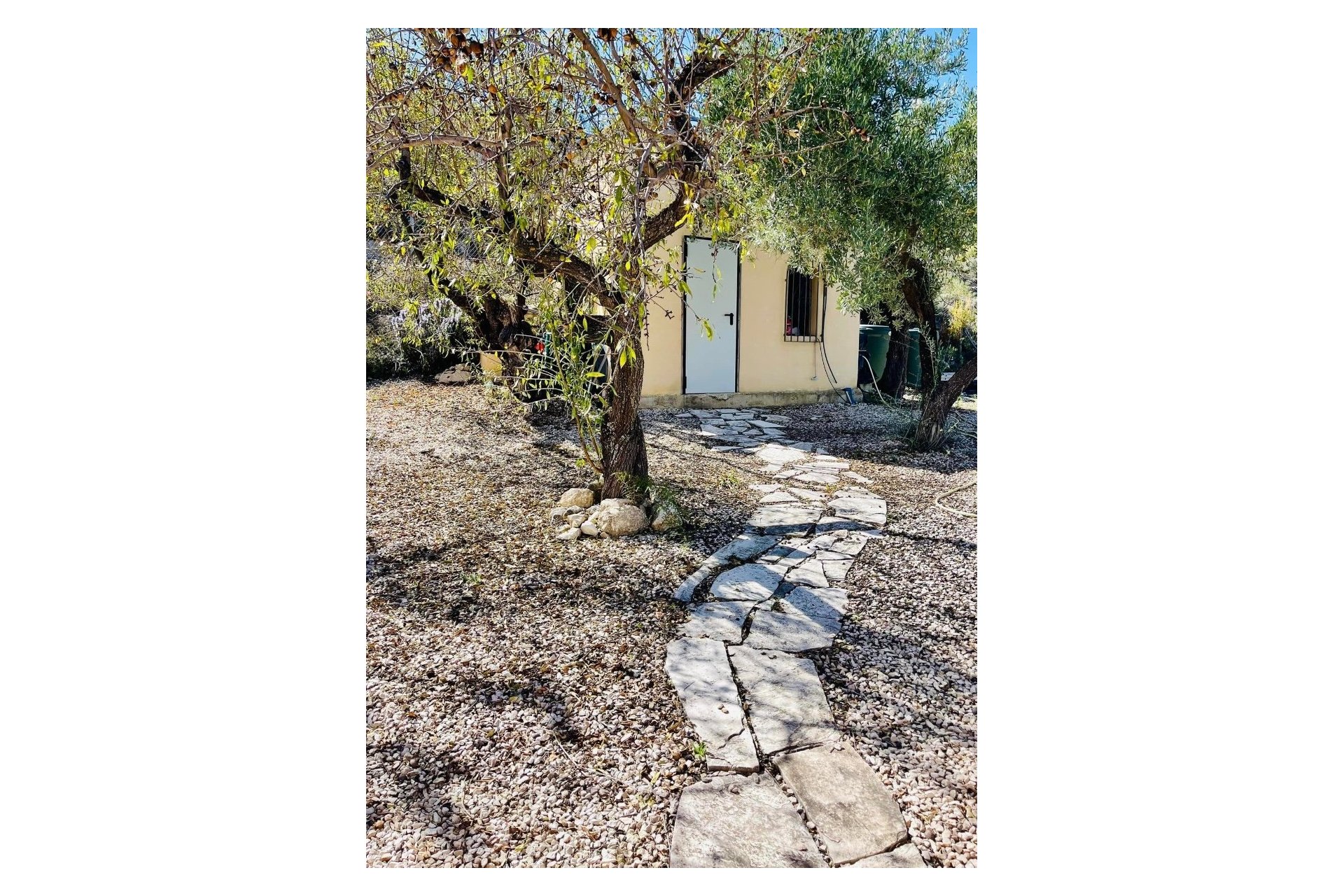 Resale - Village house -
Benifato