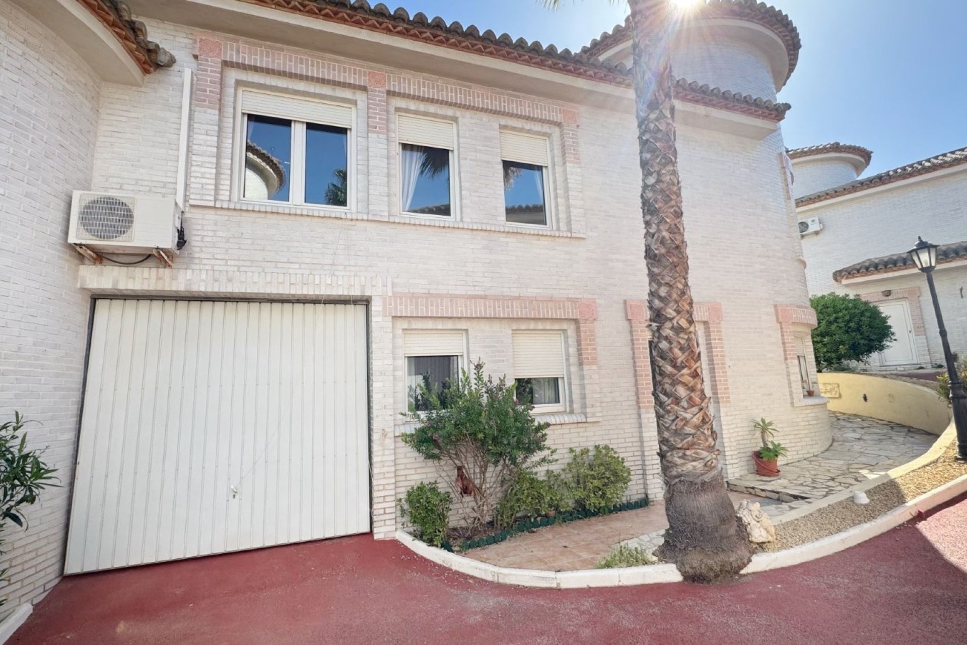 Reventa - Adosado -
Albir