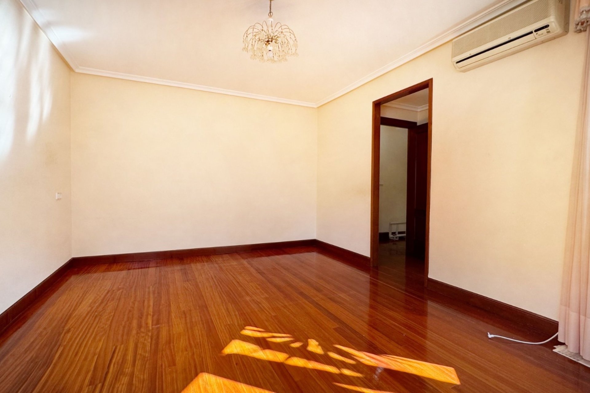 Reventa - Adosado -
Albir