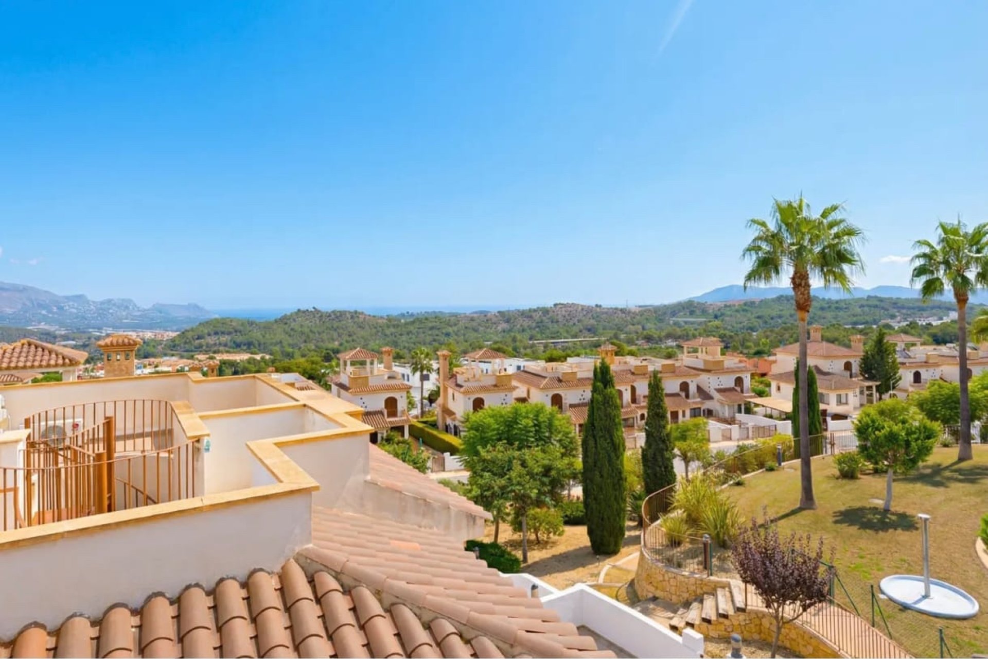 Reventa - Adosado -
Polop