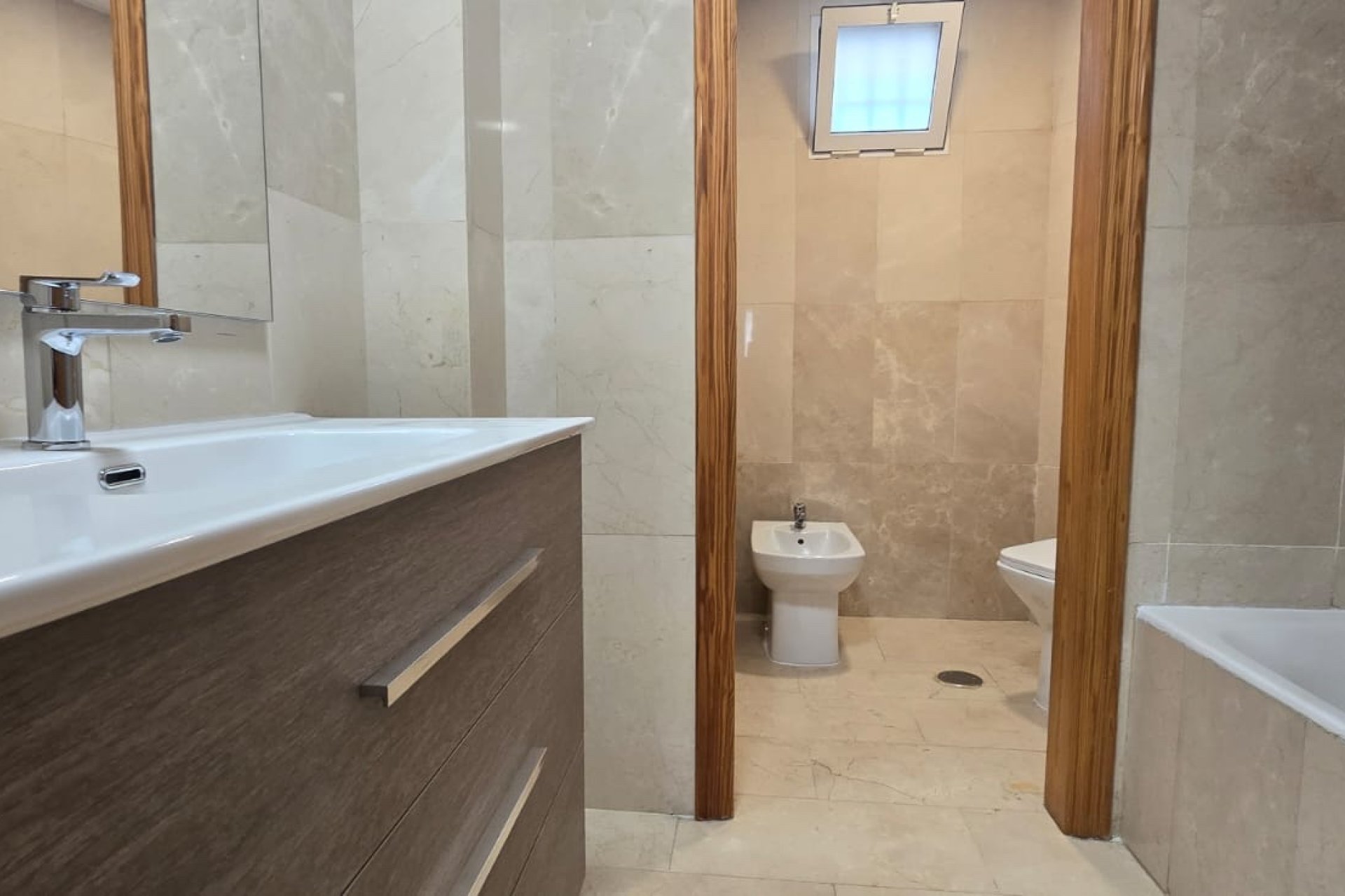 Reventa - Apartamento / piso -
Albir