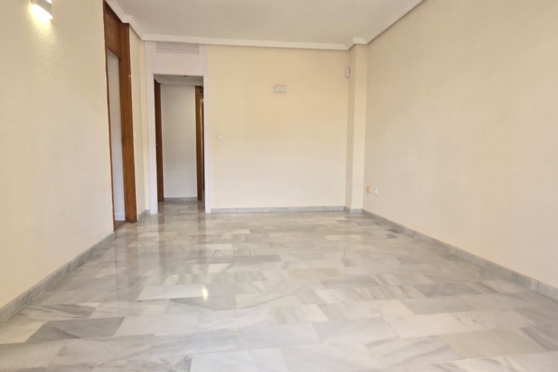 Reventa - Apartamento / piso -
Albir