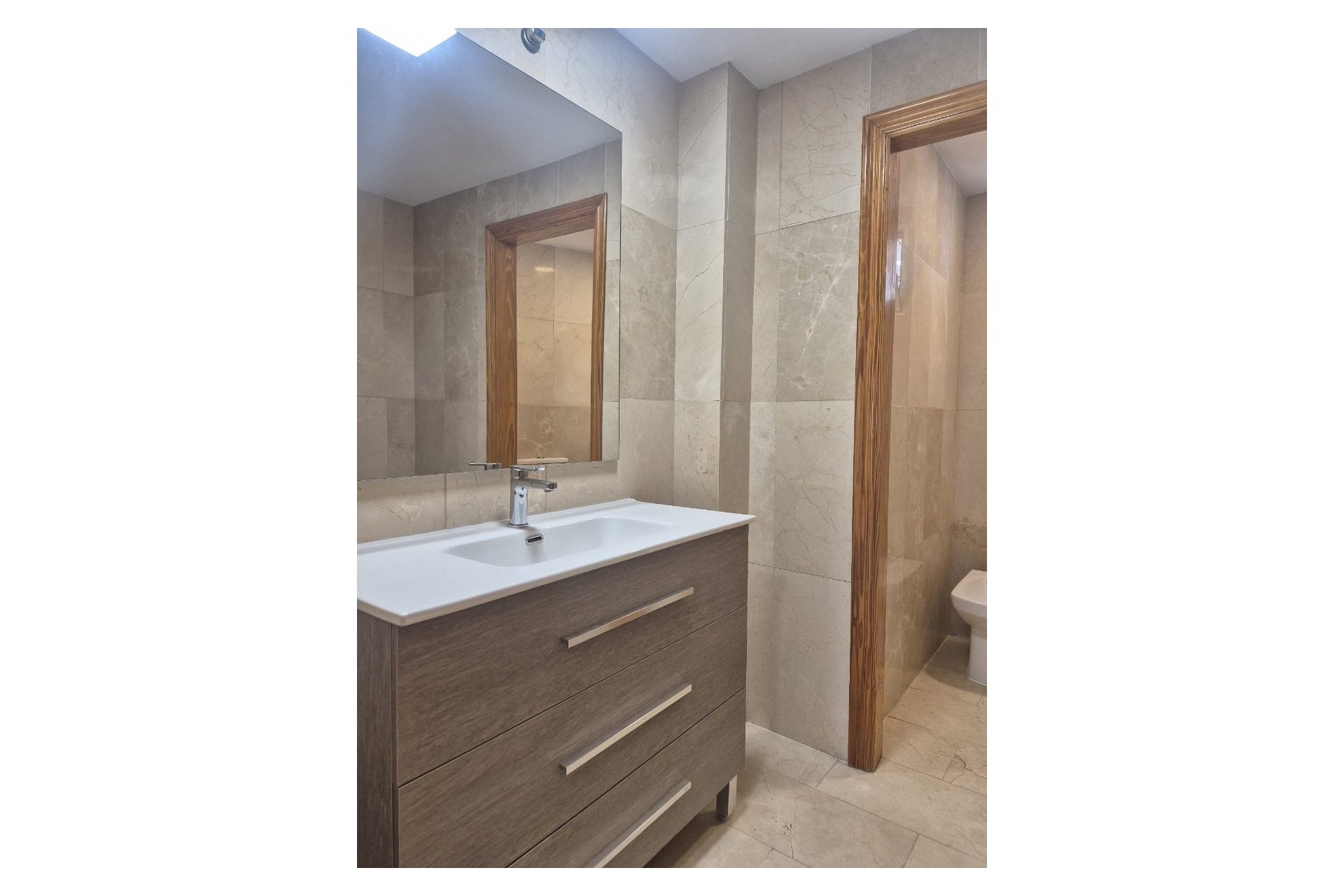 Reventa - Apartamento / piso -
Albir