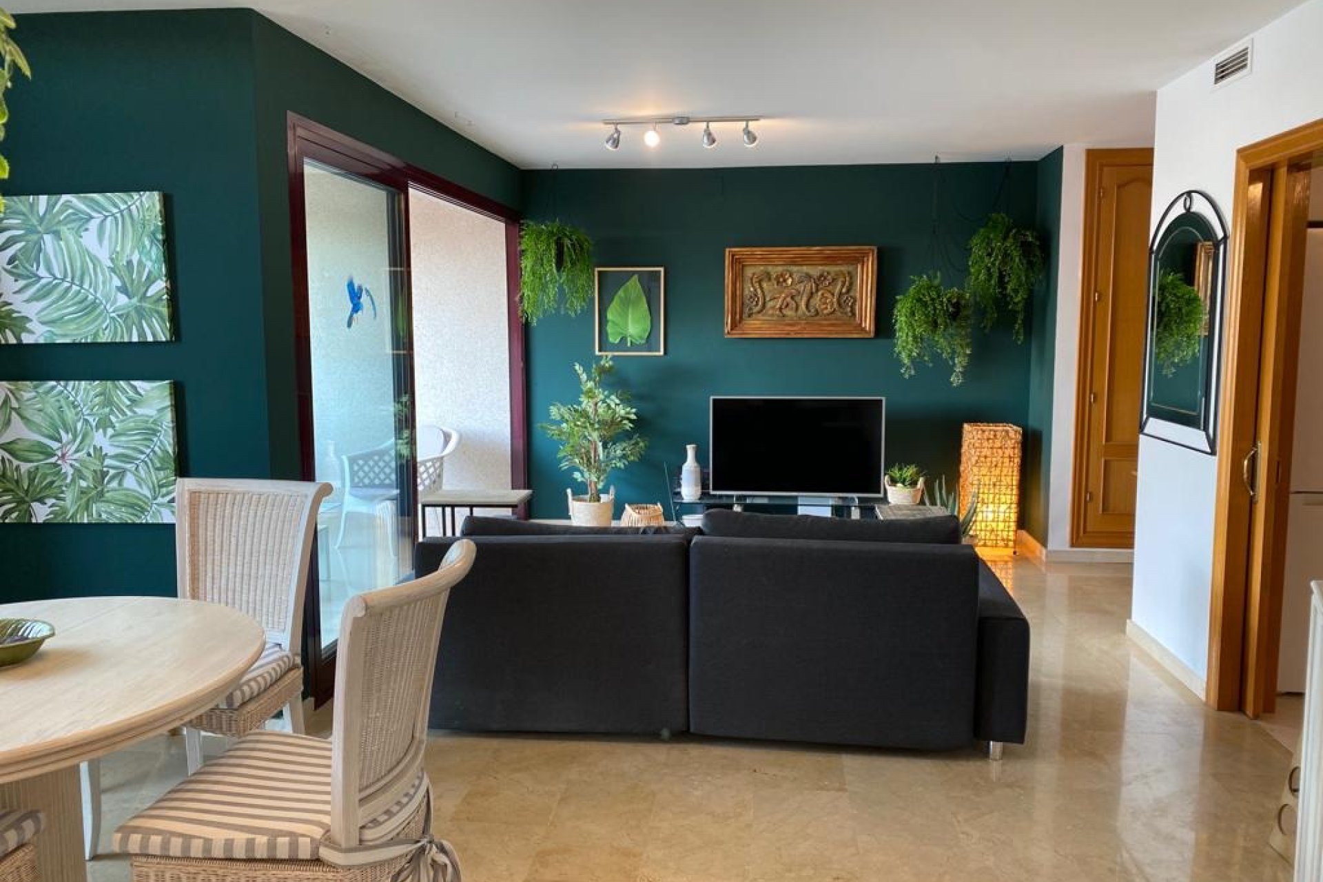 Reventa - Apartamento / piso -
Albir