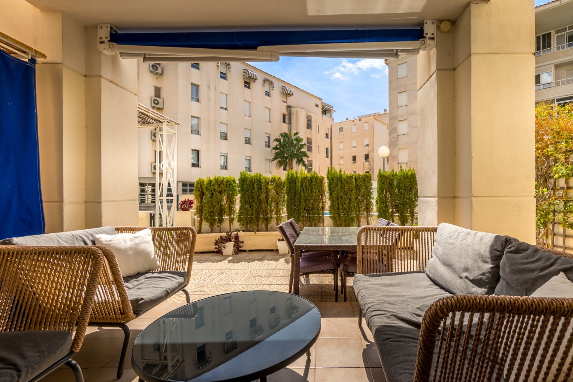 Reventa - Apartamento / piso -
Albir