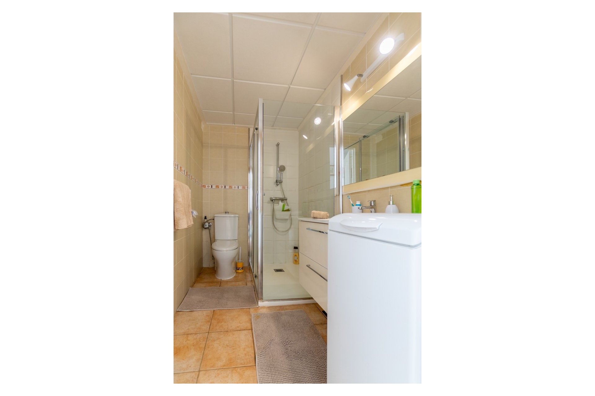 Reventa - Apartamento / piso -
Albir