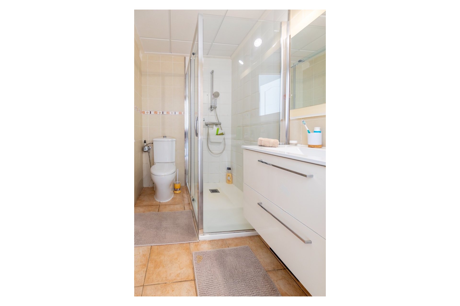 Reventa - Apartamento / piso -
Albir