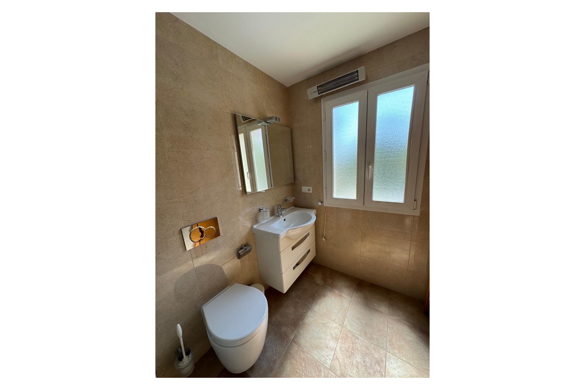 Reventa - Apartamento / piso -
Albir