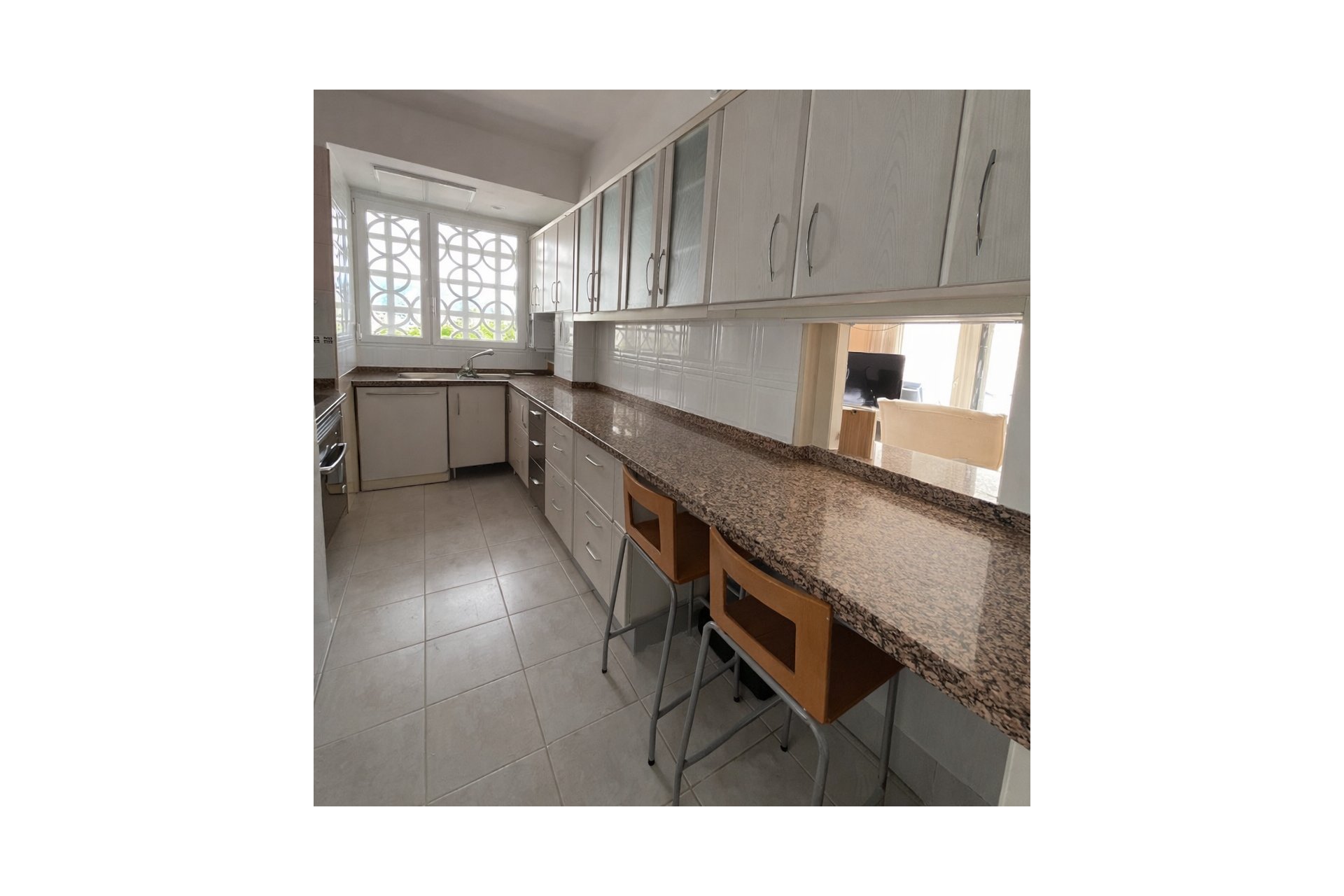 Reventa - Apartamento / Piso -
Albir