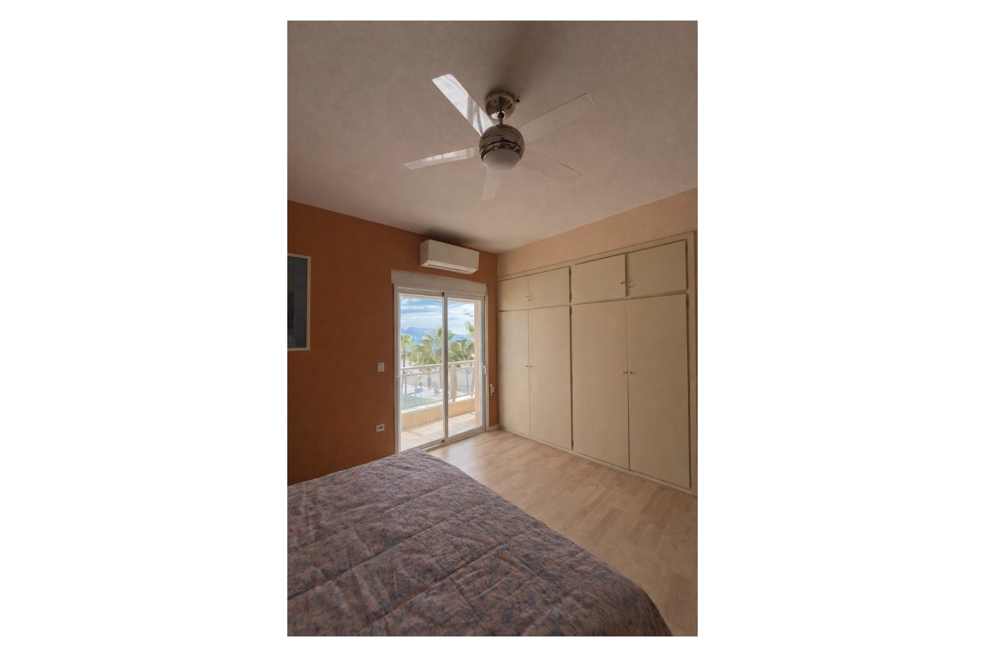 Reventa - Apartamento / Piso -
Albir