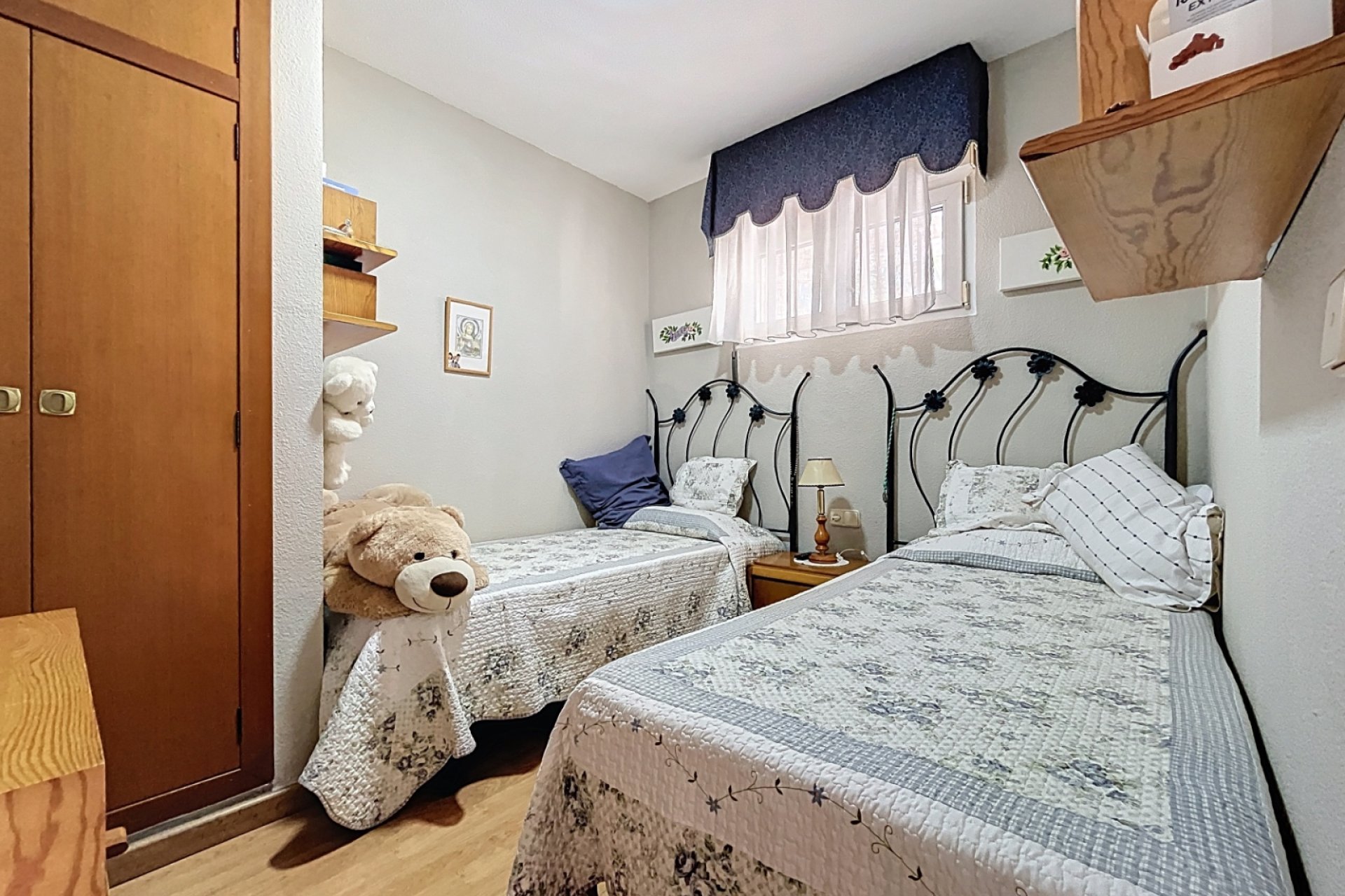 Reventa - Apartamento / Piso -
Albir