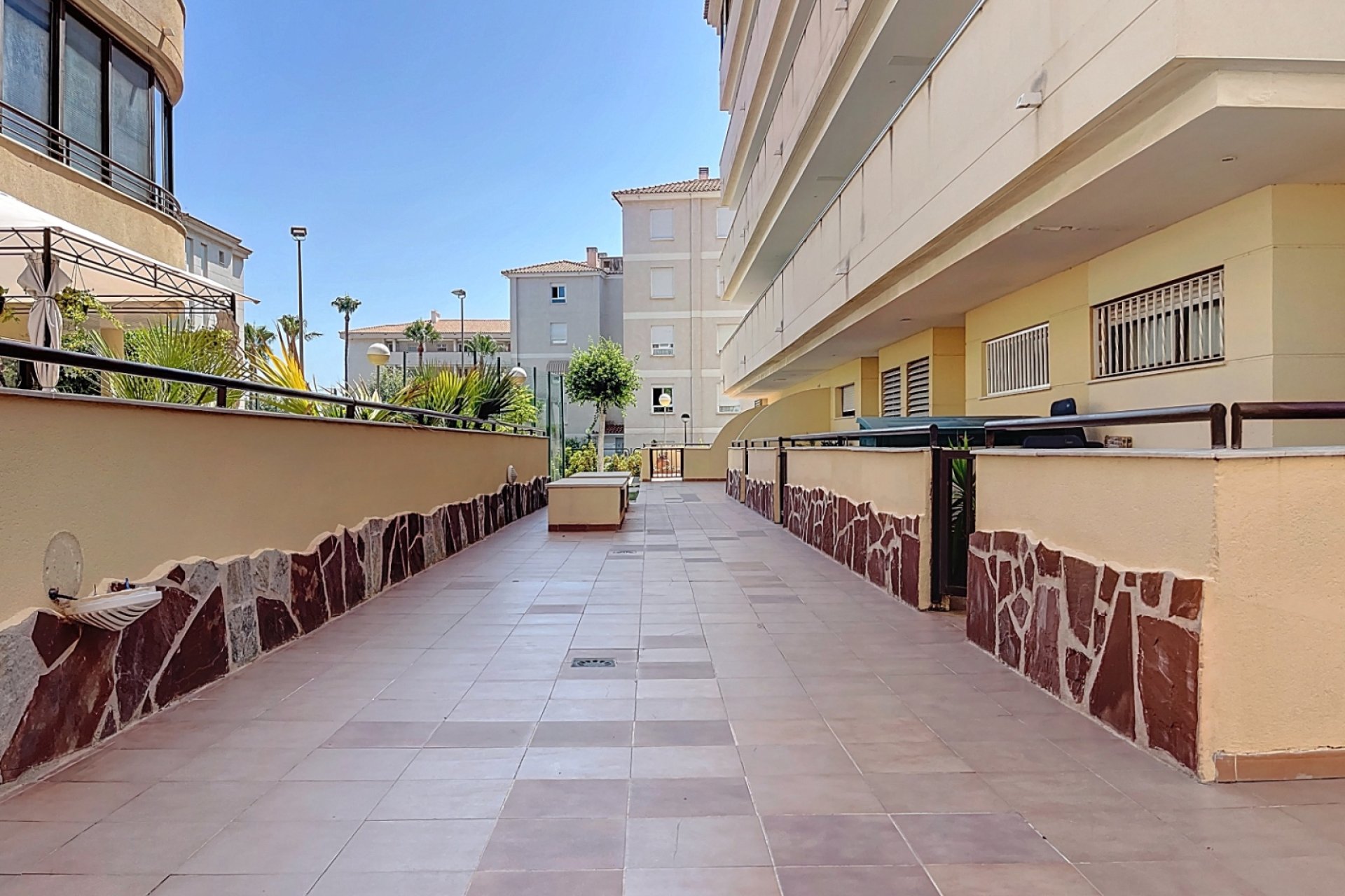 Reventa - Apartamento / Piso -
Albir