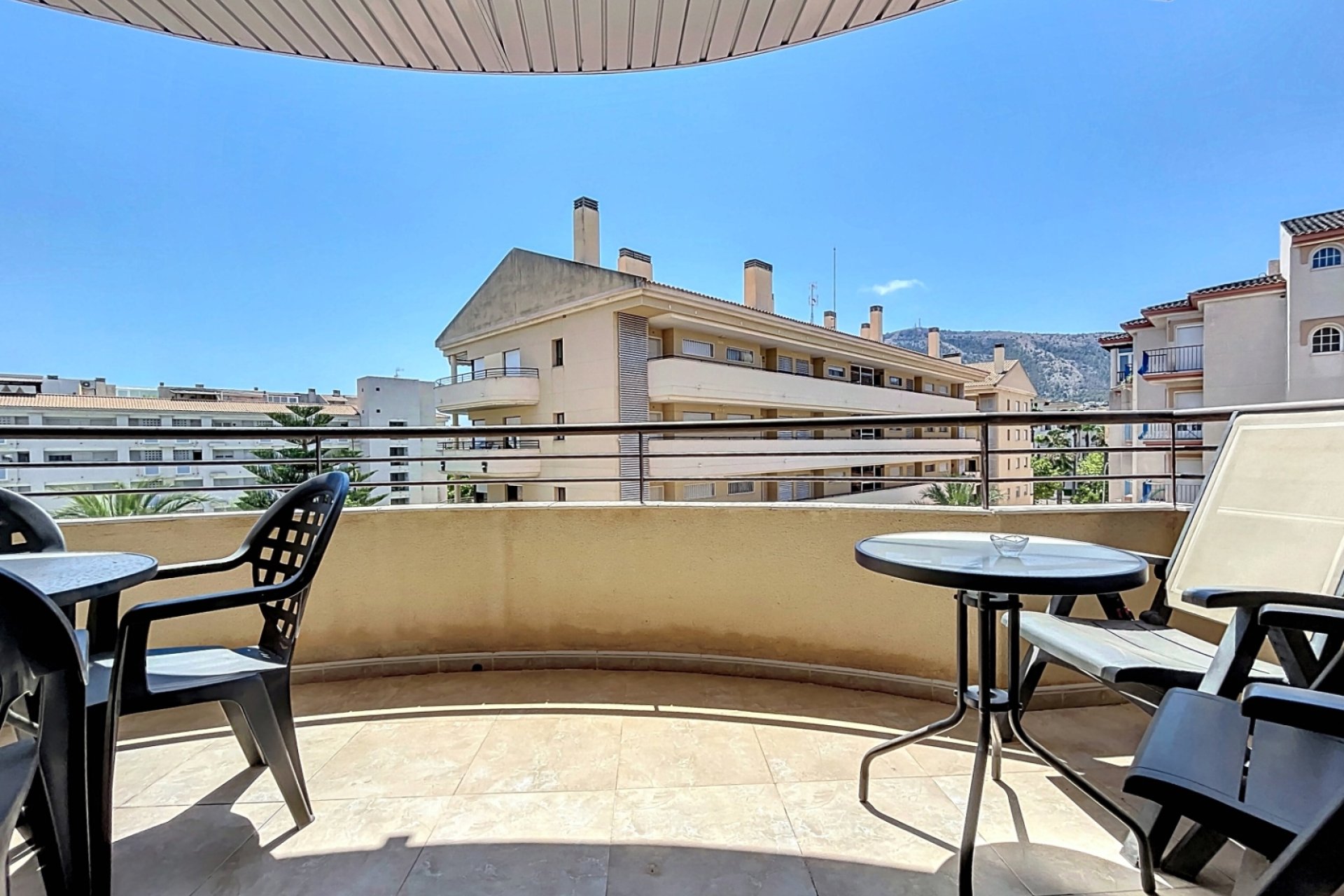 Reventa - Apartamento / Piso -
Albir