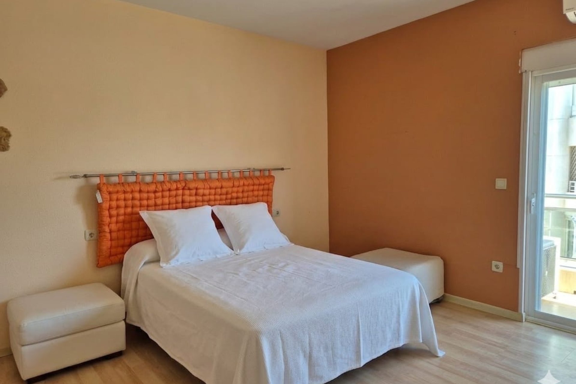 Reventa - Apartamento / Piso -
Albir