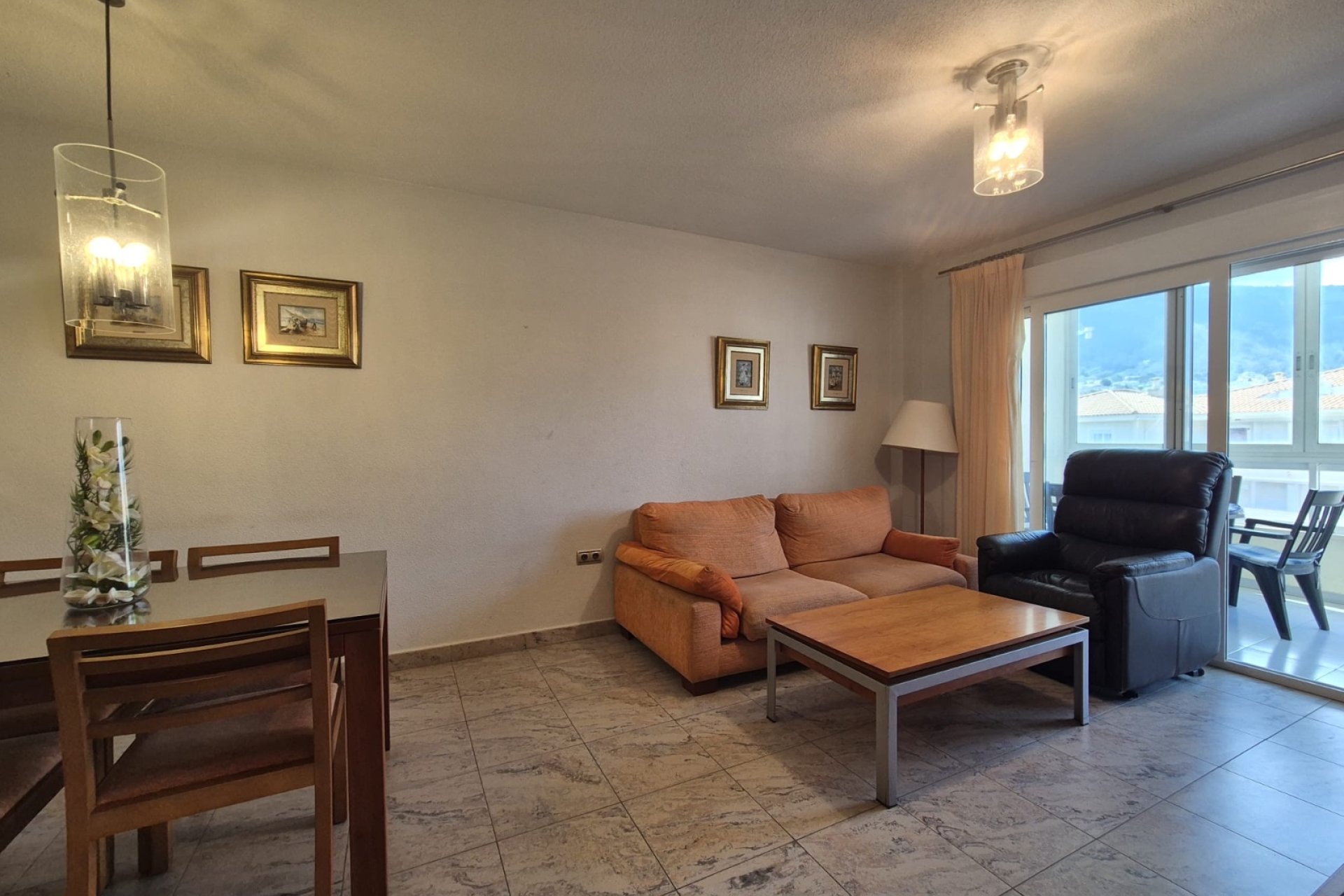 Reventa - Apartamento / Piso -
Albir
