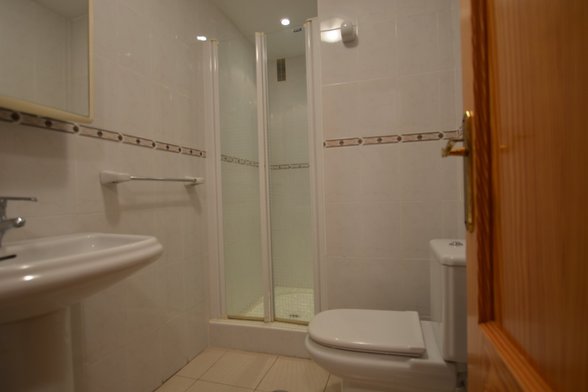 Reventa - Apartamento / Piso -
Albir