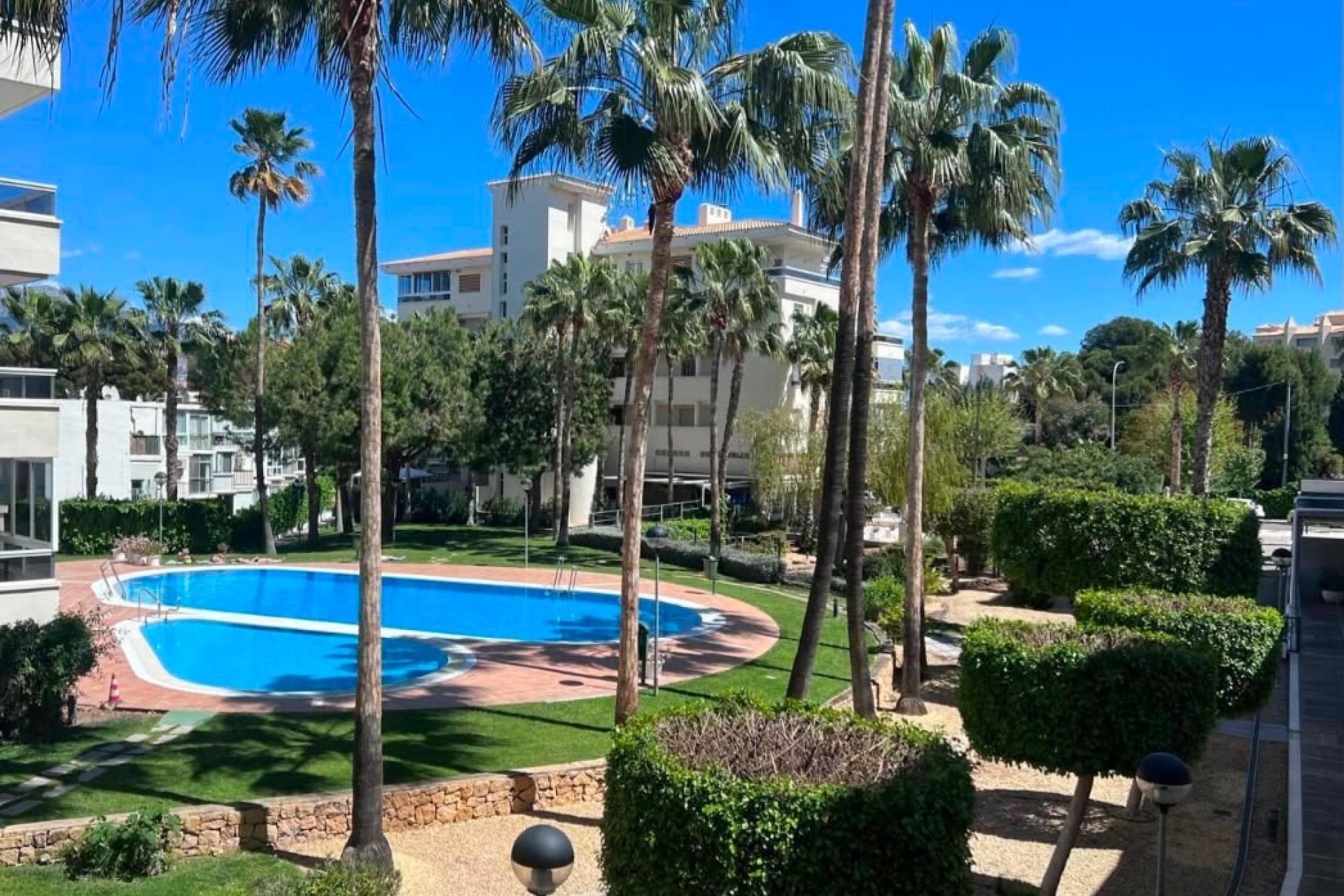 Reventa - Apartamento / Piso -
Albir