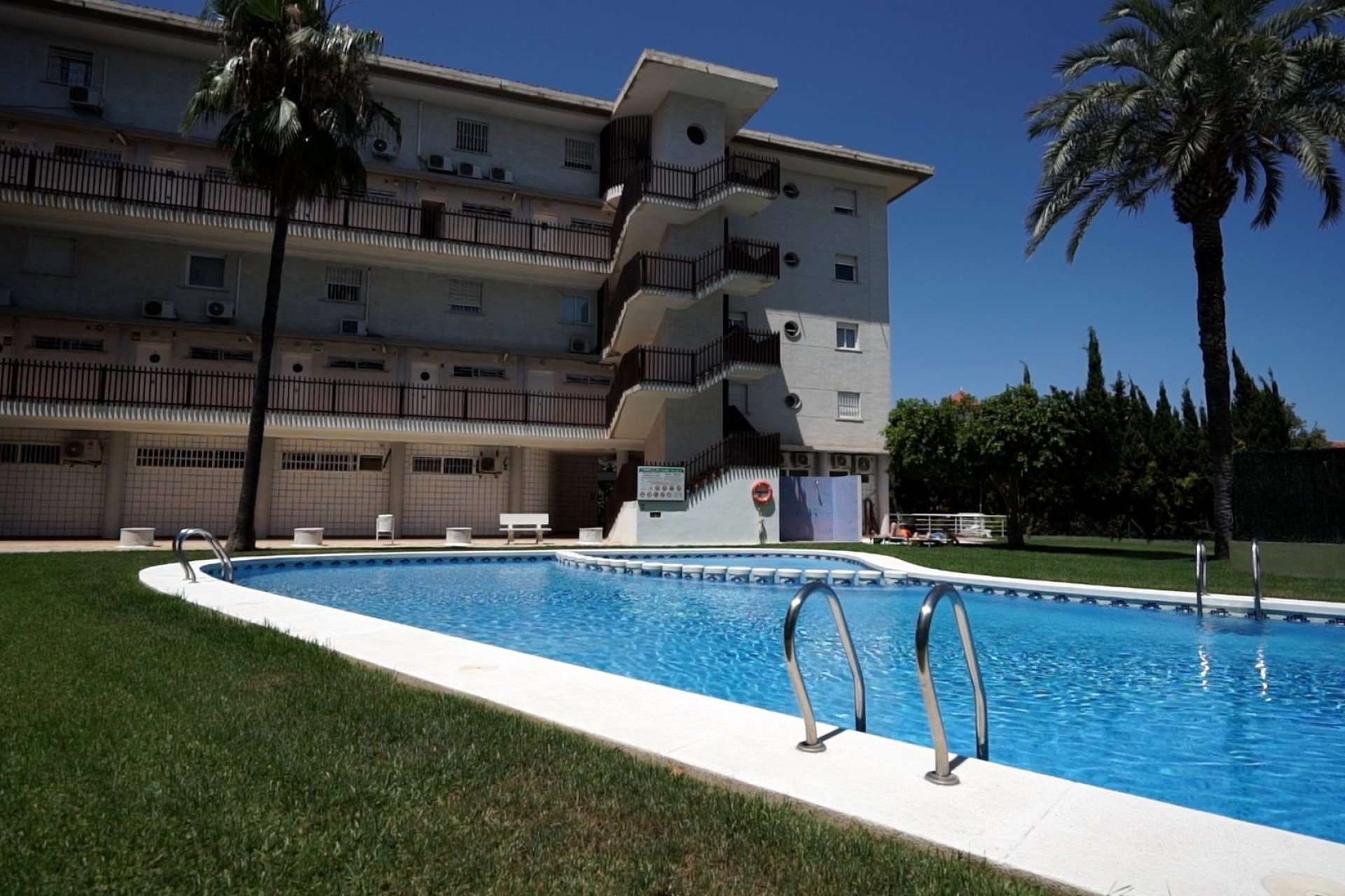 Reventa - Apartamento / piso -
Albir