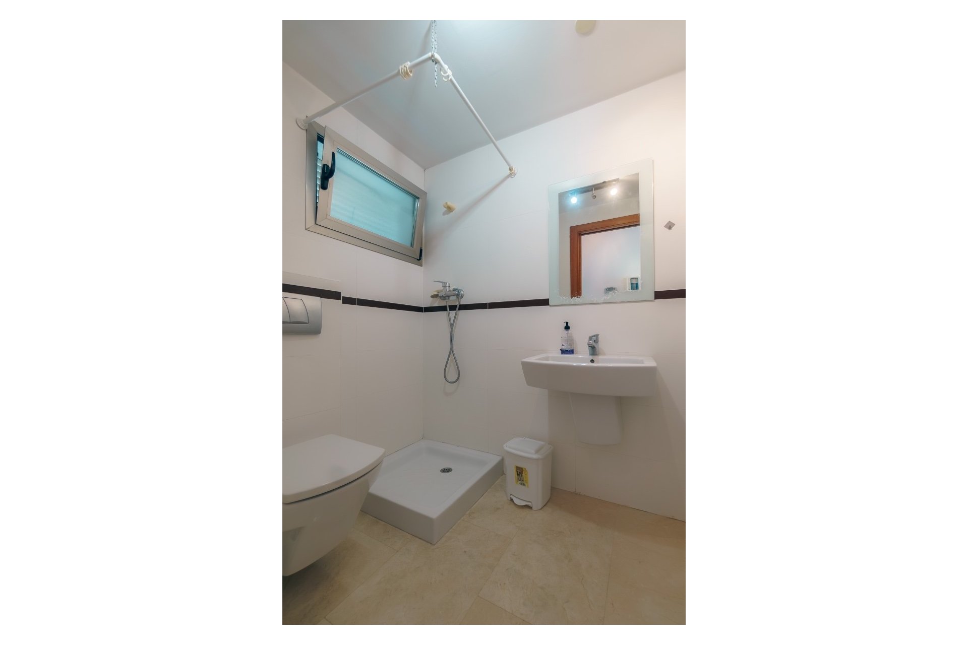 Reventa - Apartamento / piso -
Albir