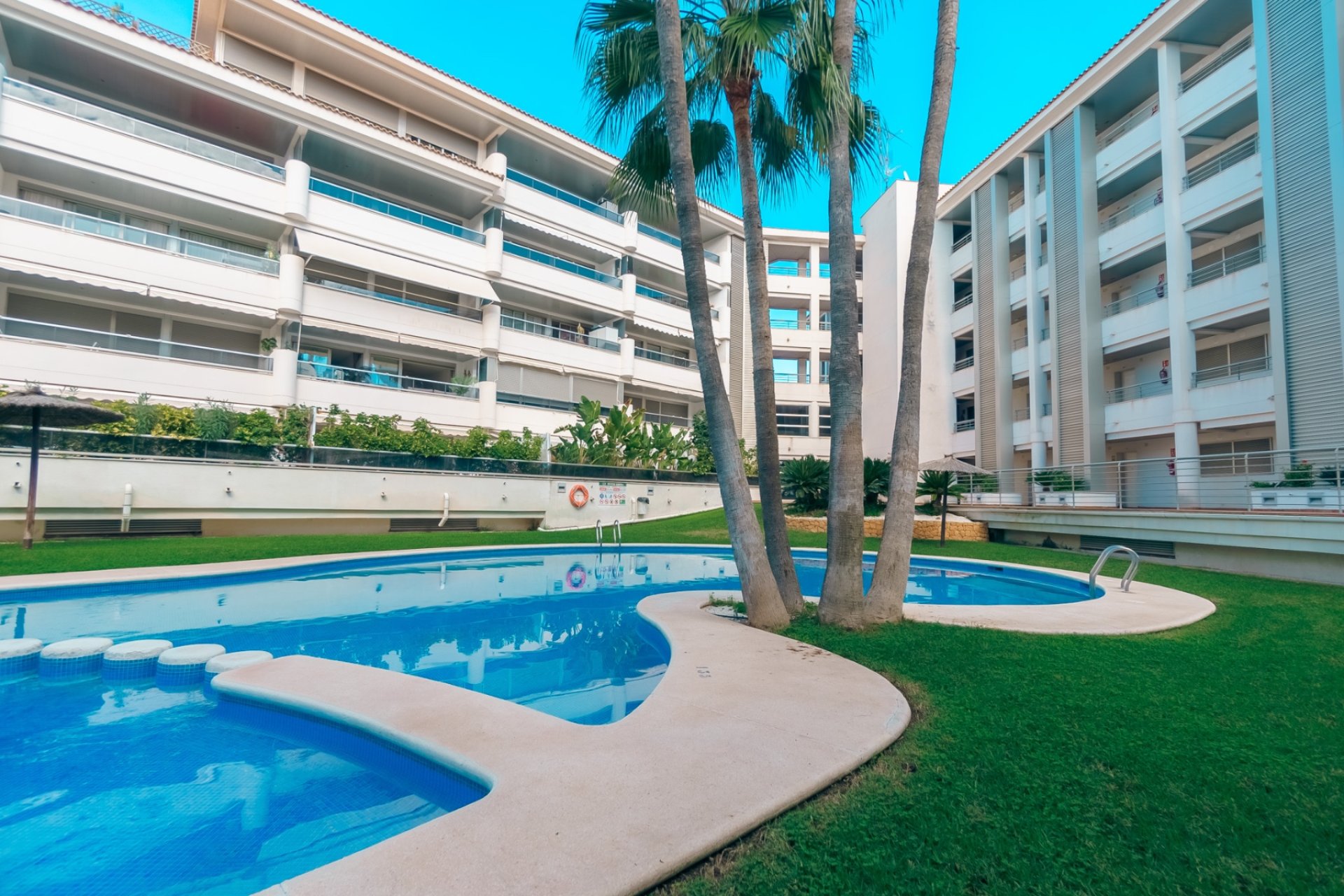 Reventa - Apartamento / piso -
Albir