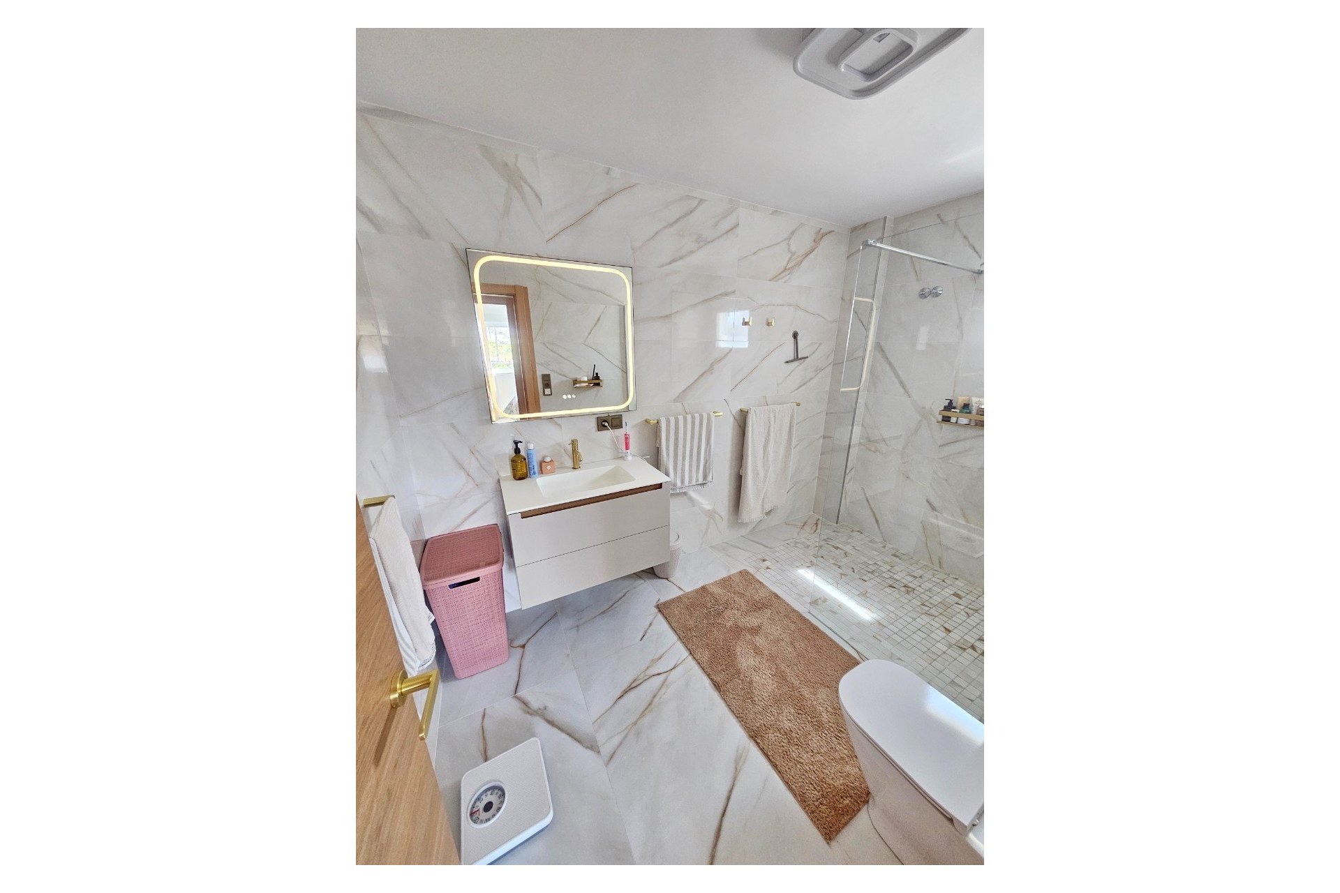 Reventa - Apartamento / piso -
Altea