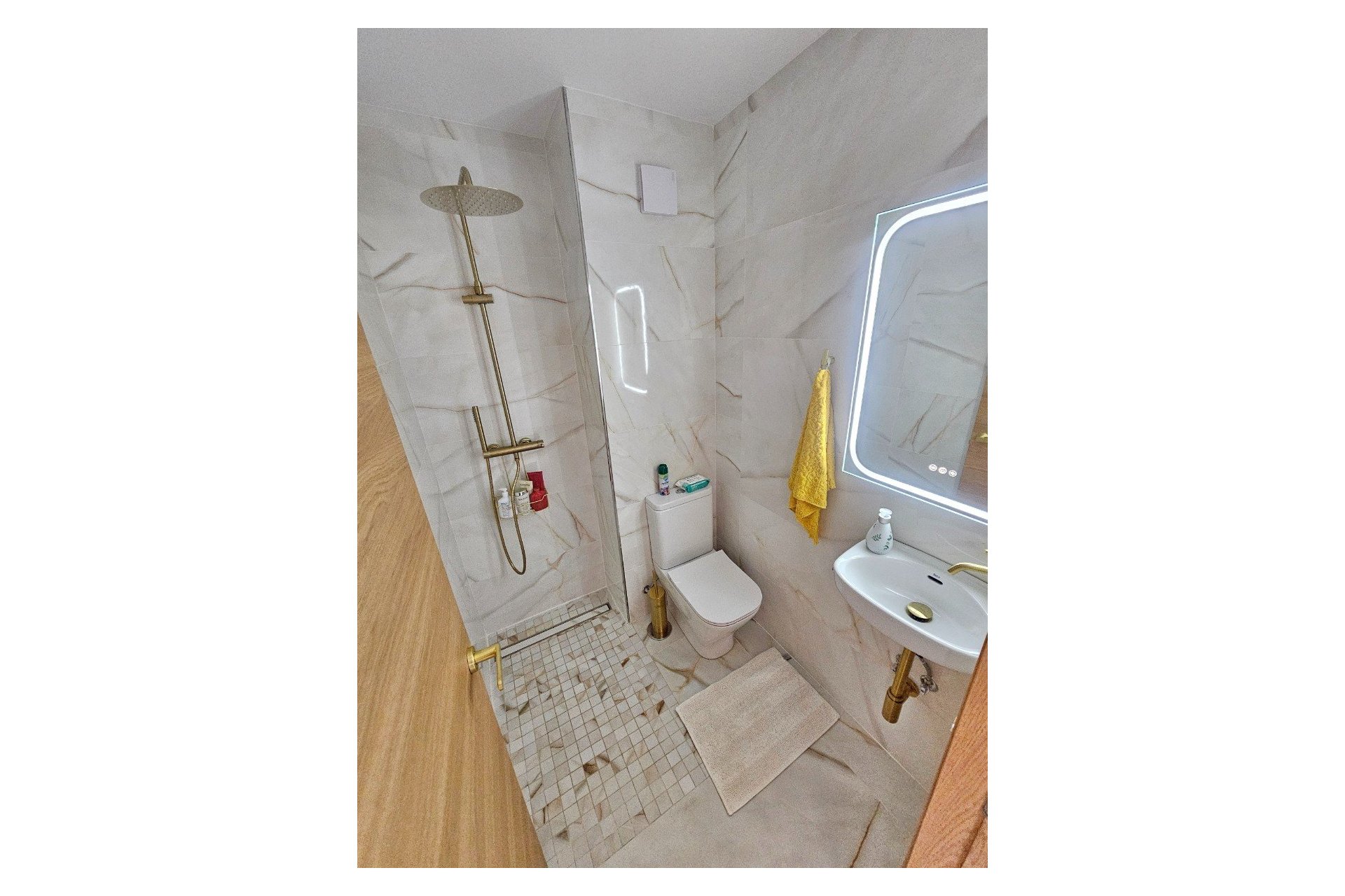 Reventa - Apartamento / piso -
Altea